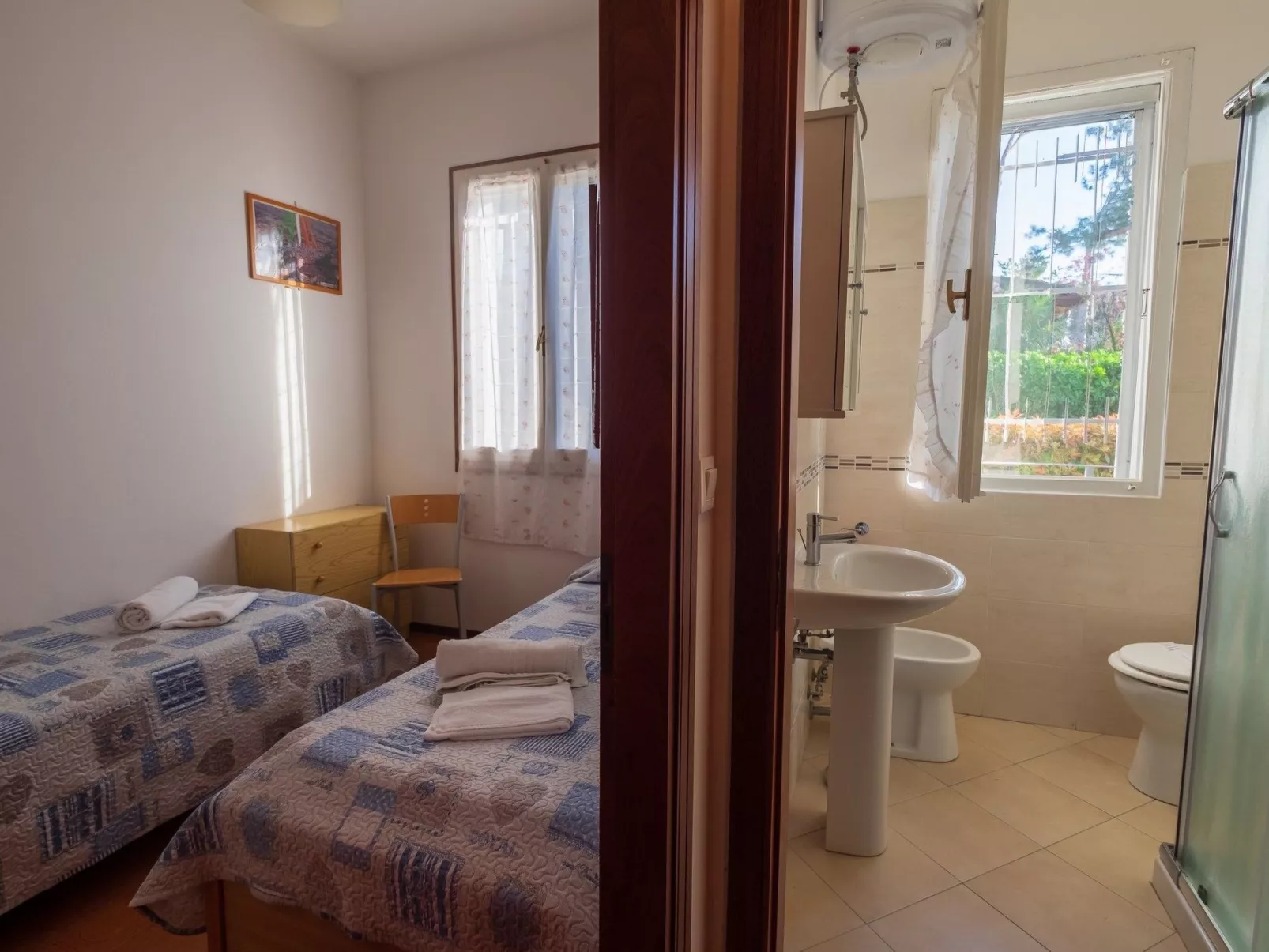 VILLA AZZURRA 1°-Binnen