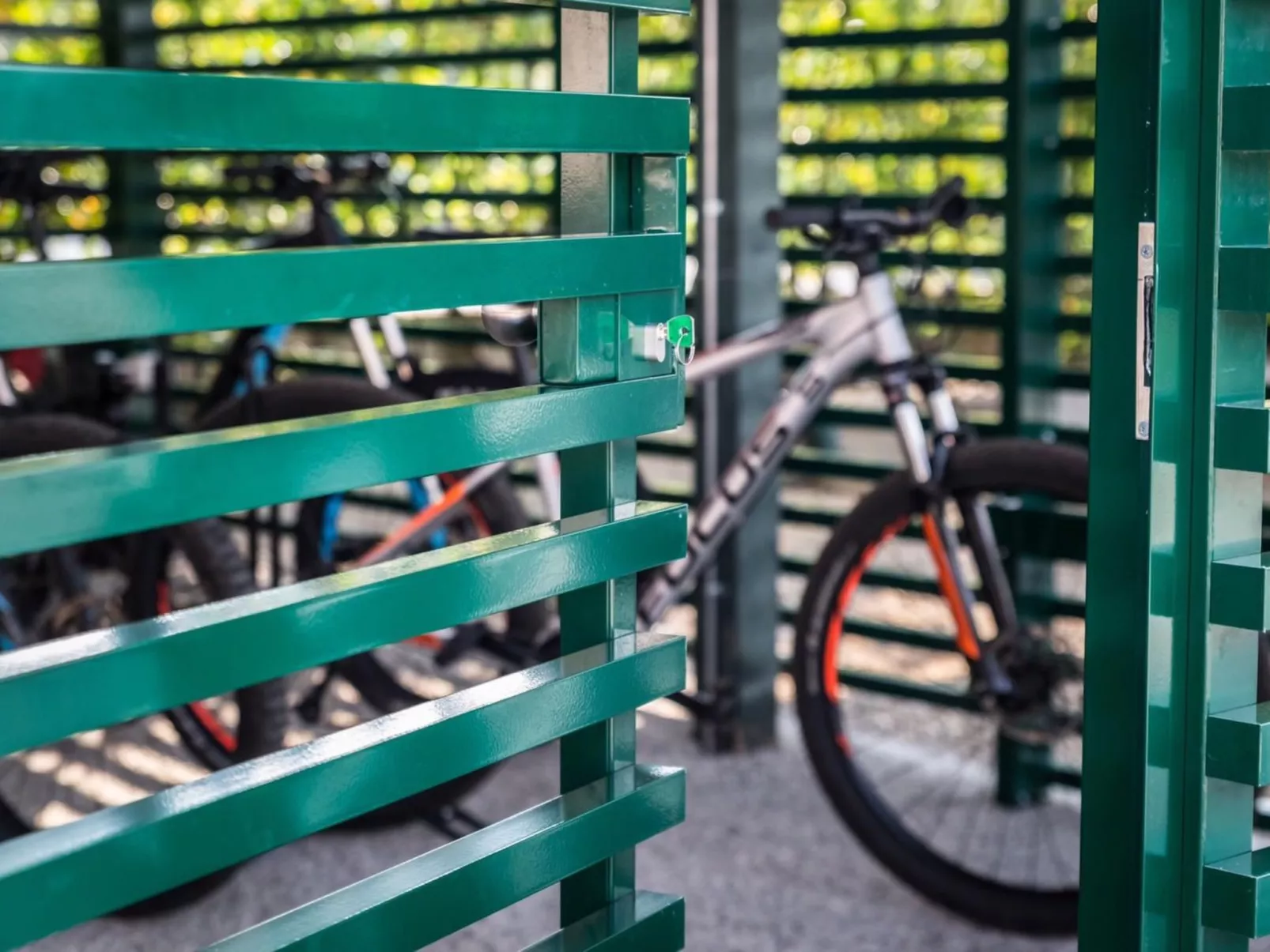 Wohnung mit Privatparkplatz und Aussicht-Buiten