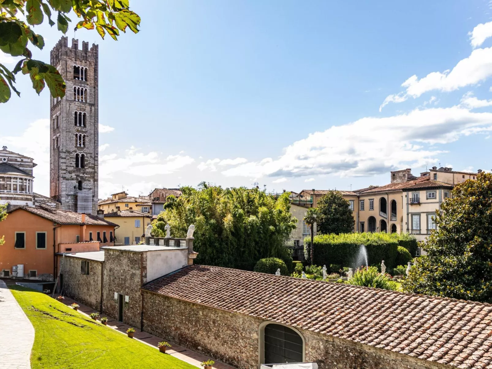 Moderne und komfortable Wohnung, ideal für zwei Personen-Buiten