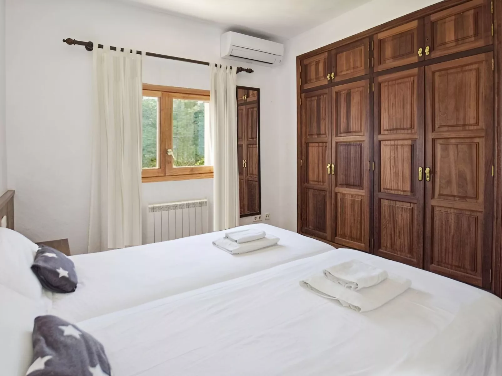 Villa "Solymar" privater Pool und Meerblick-Binnen