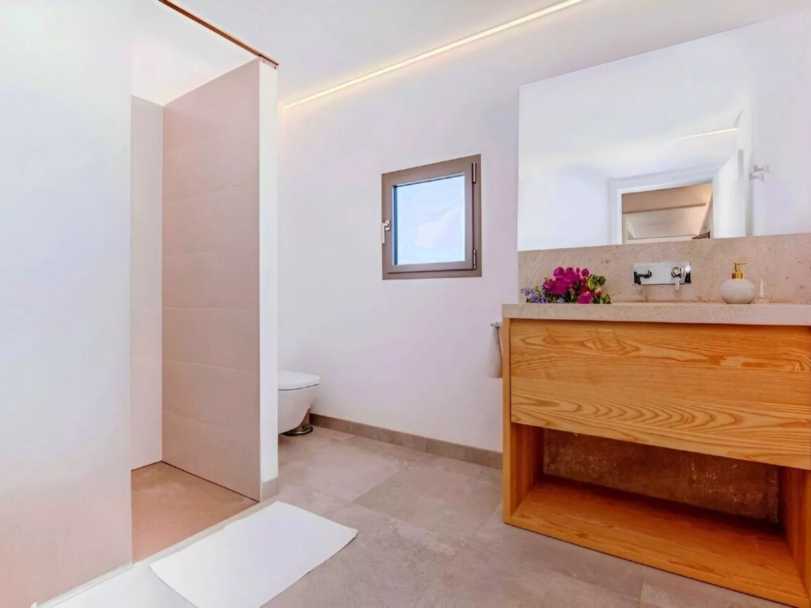 Modernes Haus in Meeresnähe-Image-tags.info