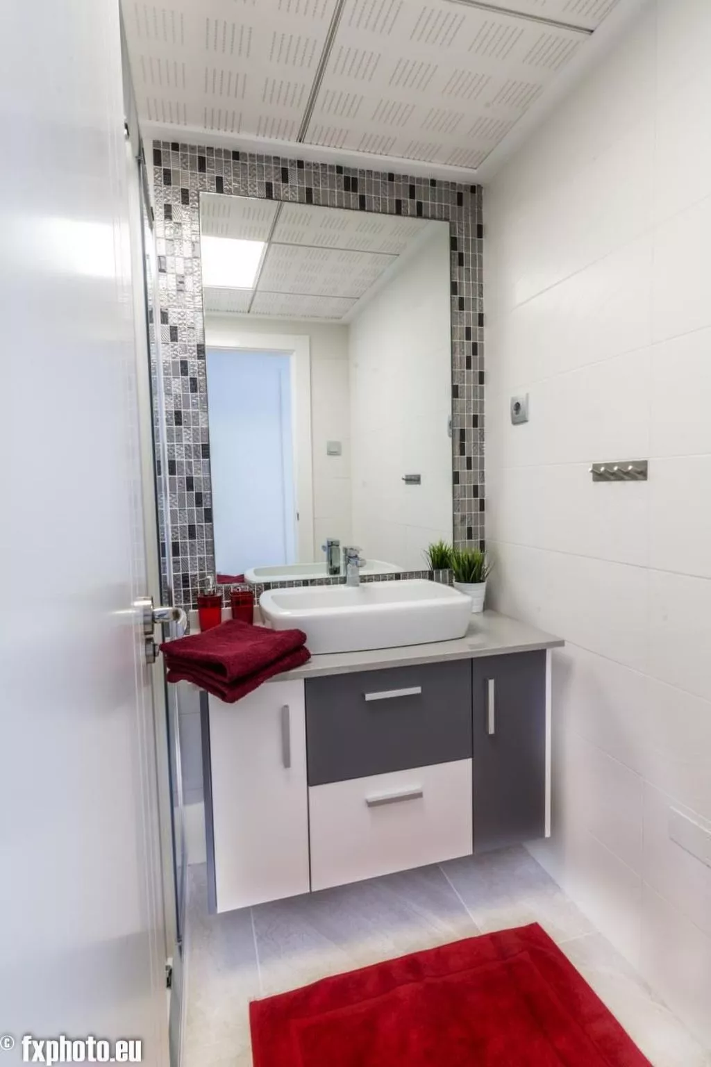 "Sunny Villa" mit Schwimmbad-Binnen