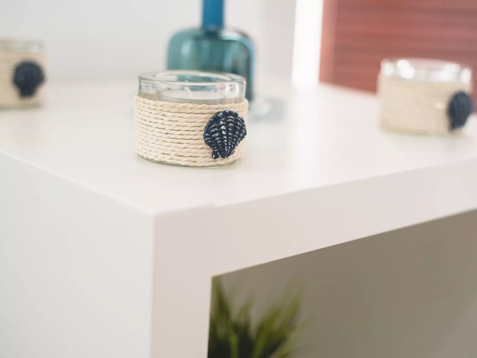 Appartement mit überdachtem Balkon und Meerblick in Strandlage-Image-tags.info