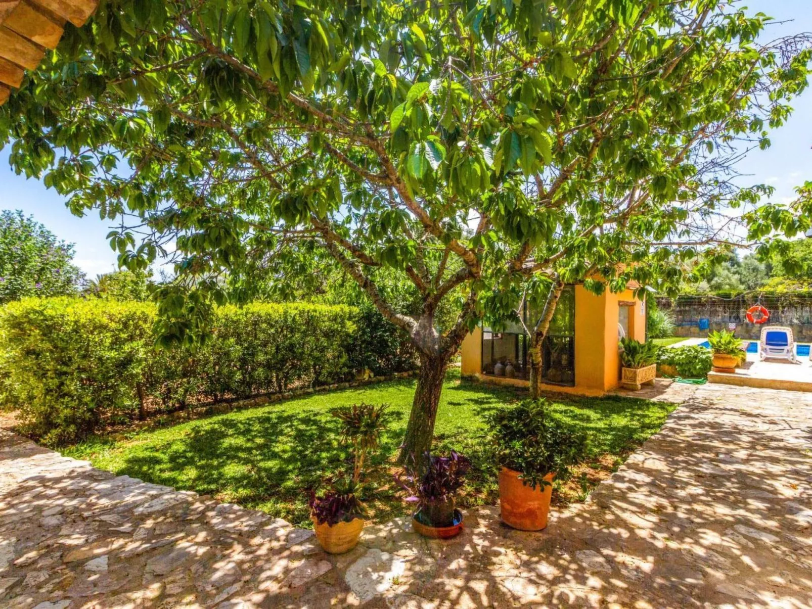 Schönes Landhaus in der Nähe von Pollensa-Buiten