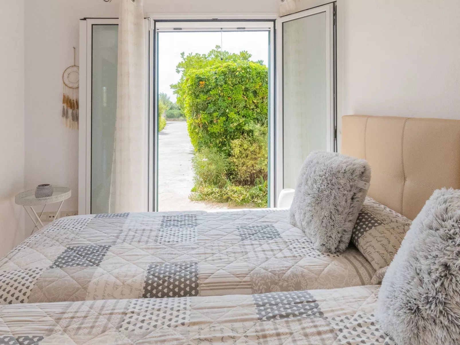 Son Serra-Image-tags.info