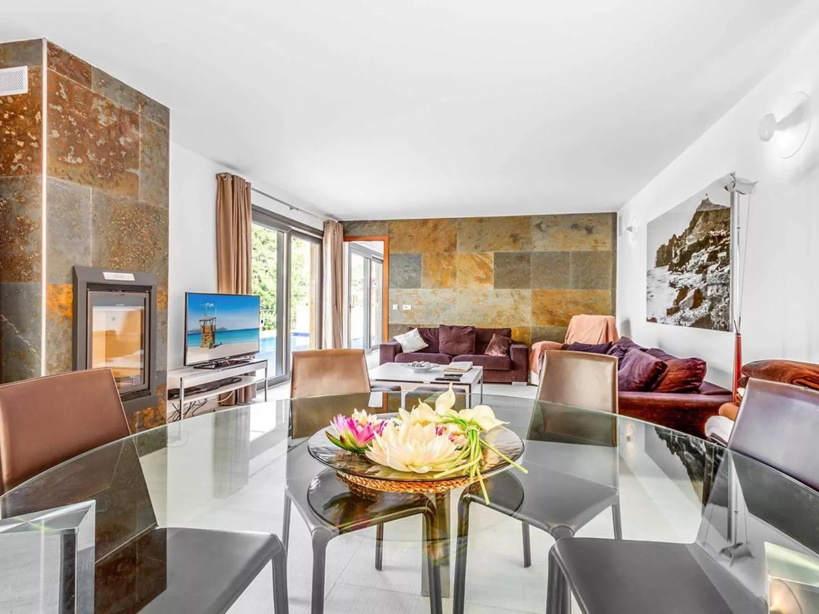 Schöne Villa im Zentrum von Cala Sant Vicenç-Image-tags.info