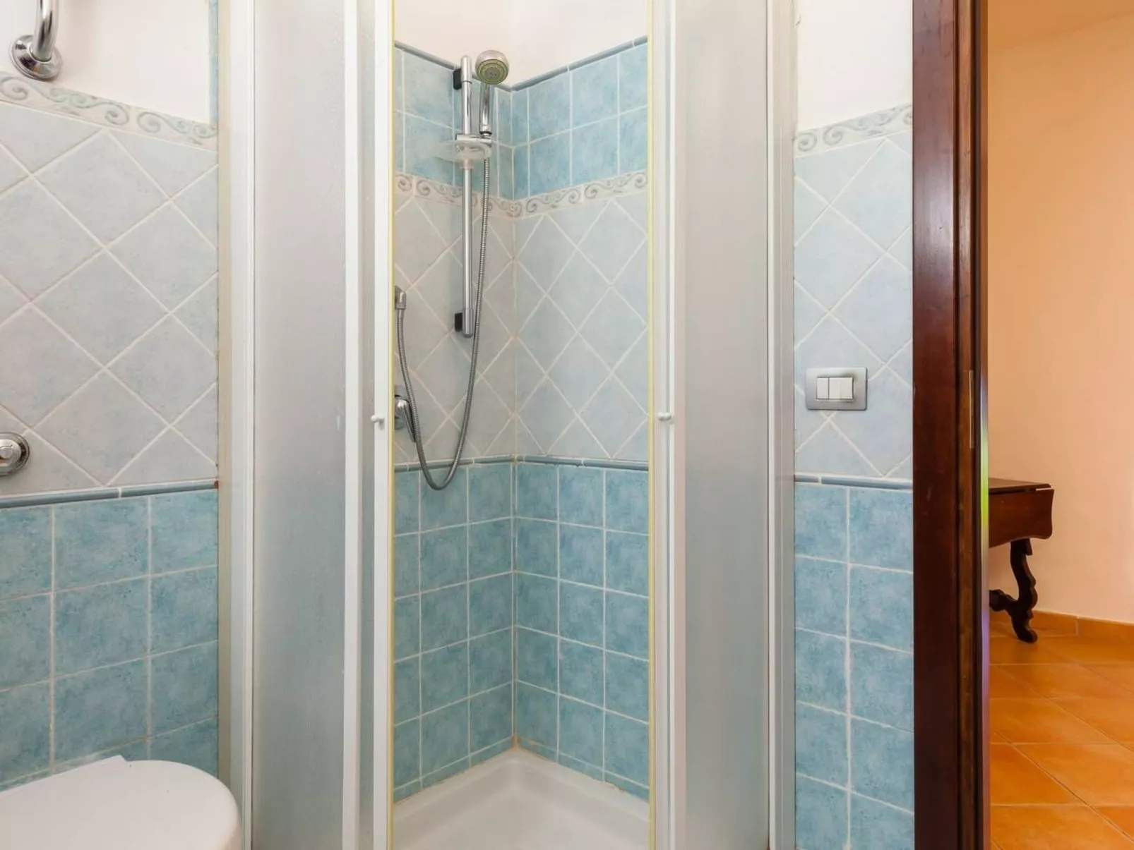 Il Pozzo - Zwei-Zimmer-Wohnung - 1 Schlafzimmer - 1 Badezimmer - Wohnküche - in-Binnen