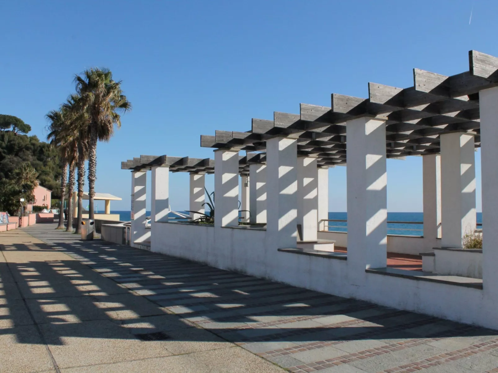 Schöne Wohnung in Albisola Superiore