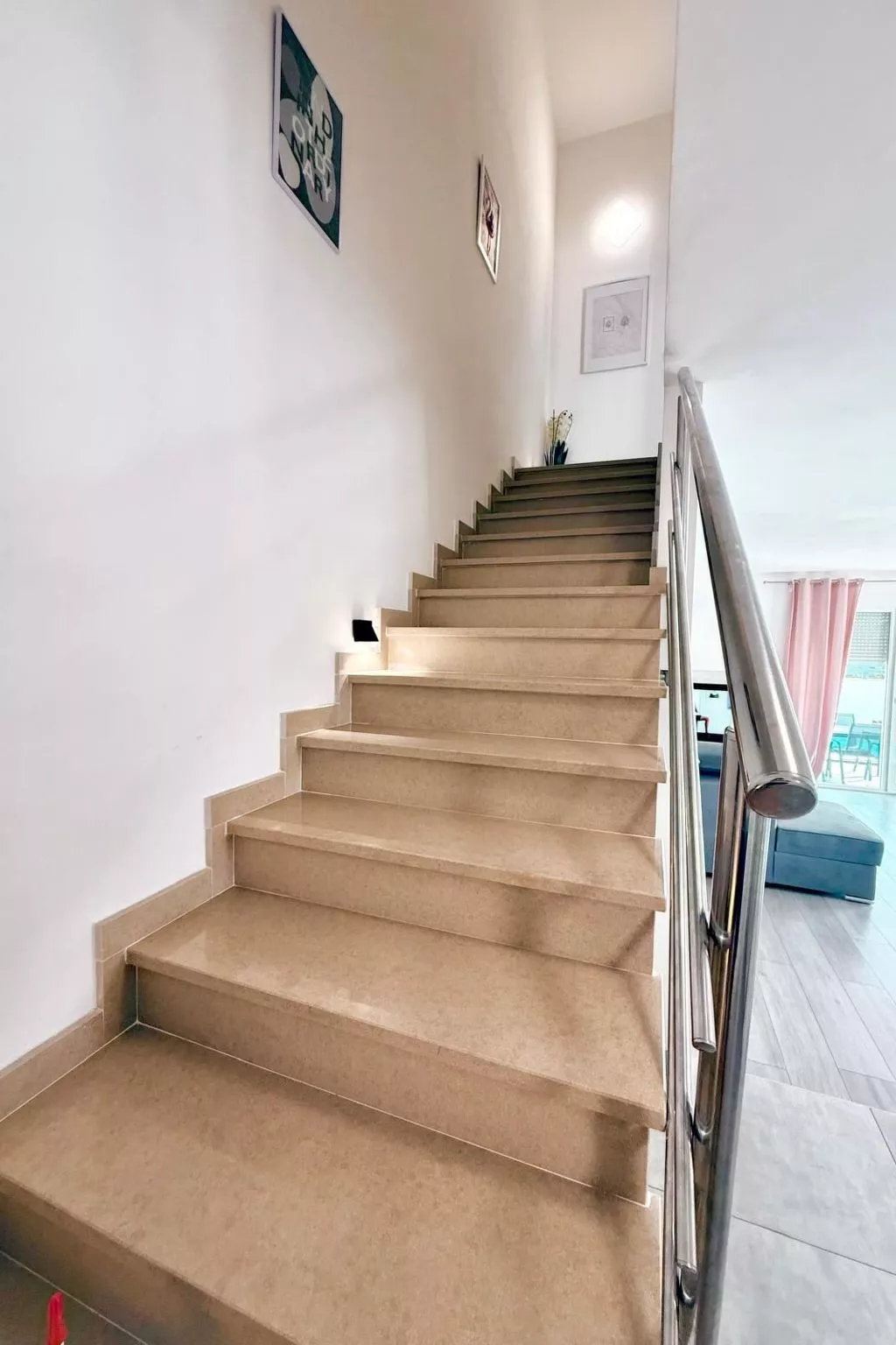 Villa Sarah-Image-tags.info