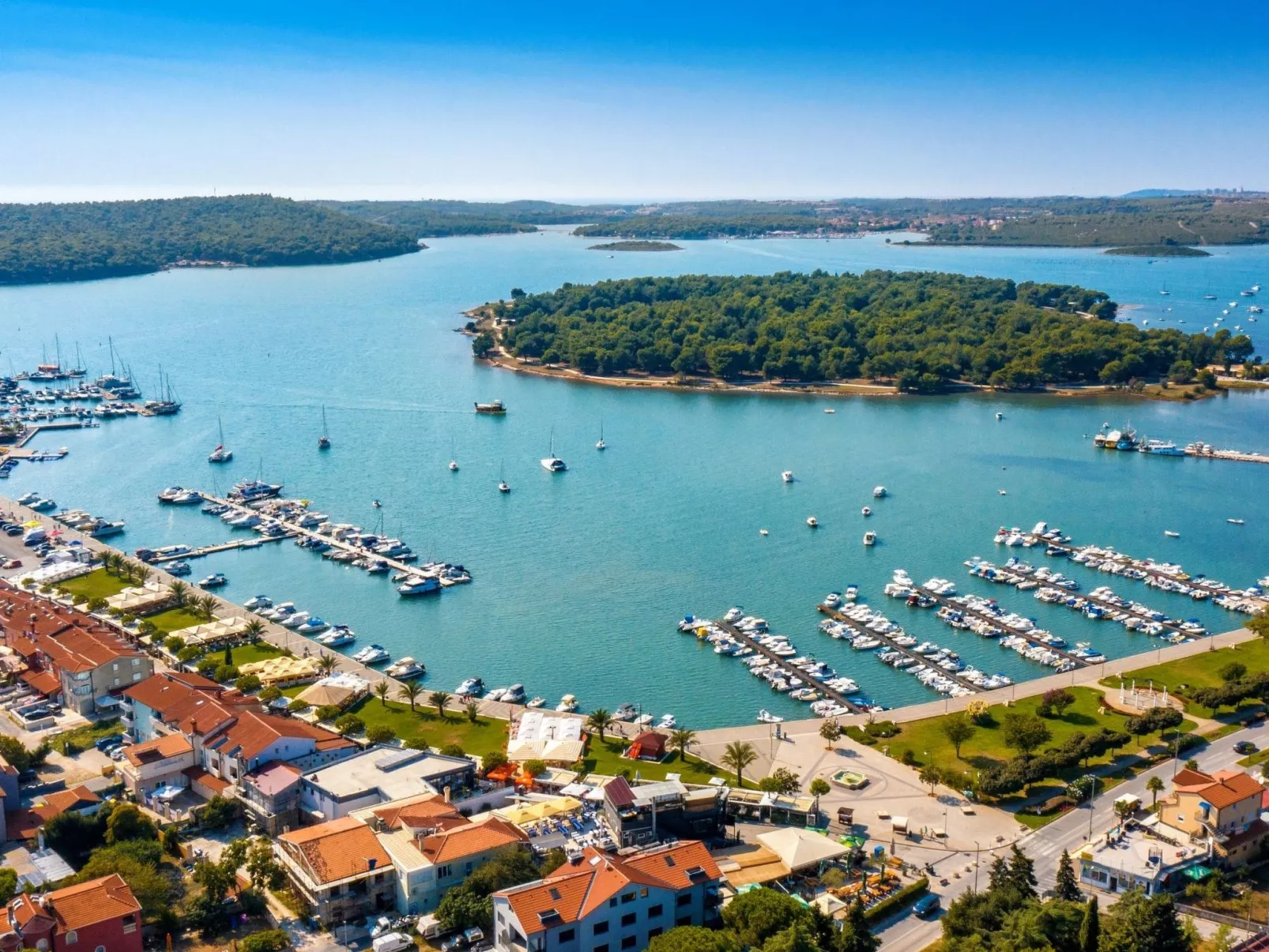 "Davorin" mit Balkon-Buiten