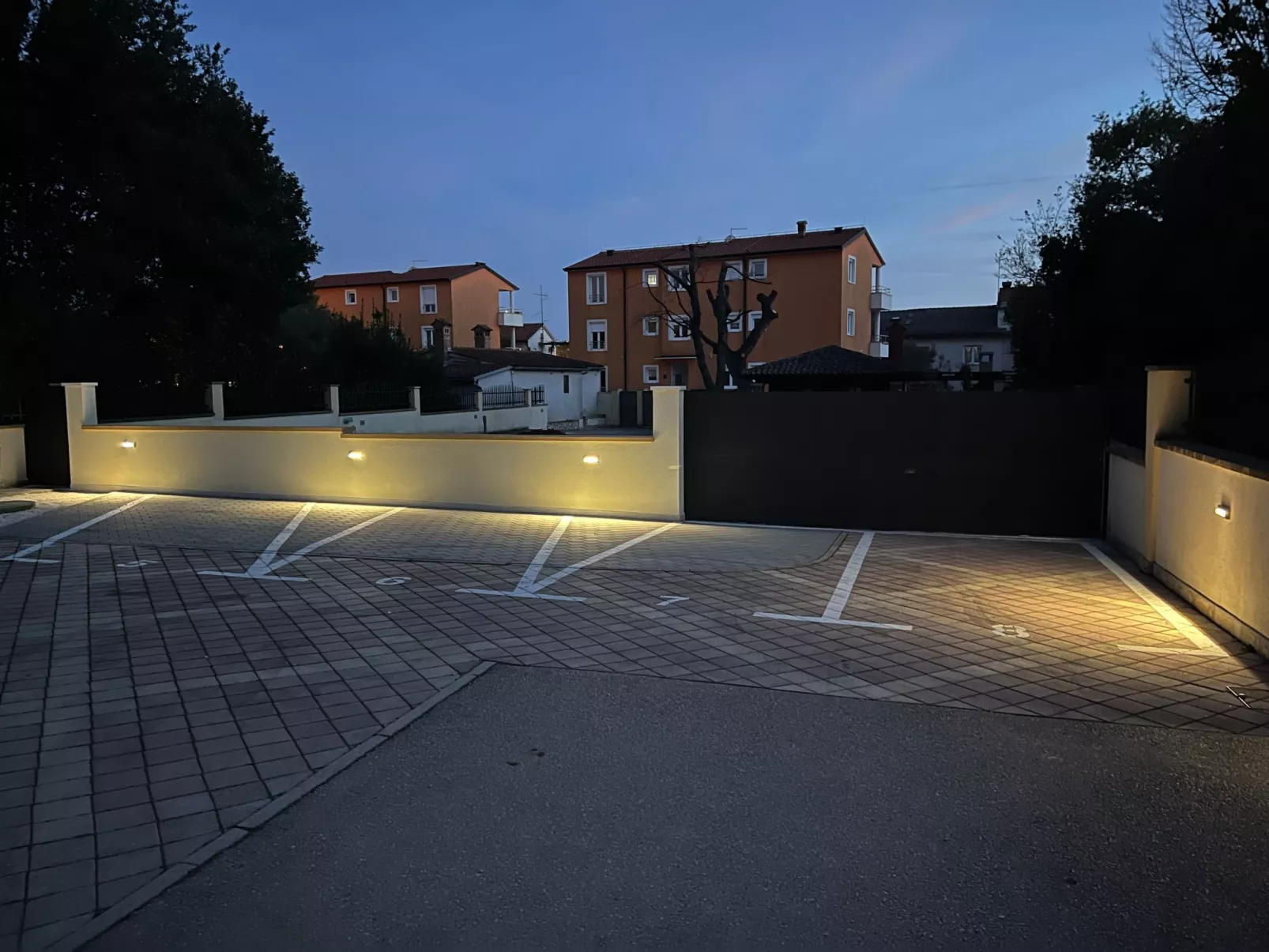 Luxus-Wohnung Igor Attic-Buiten