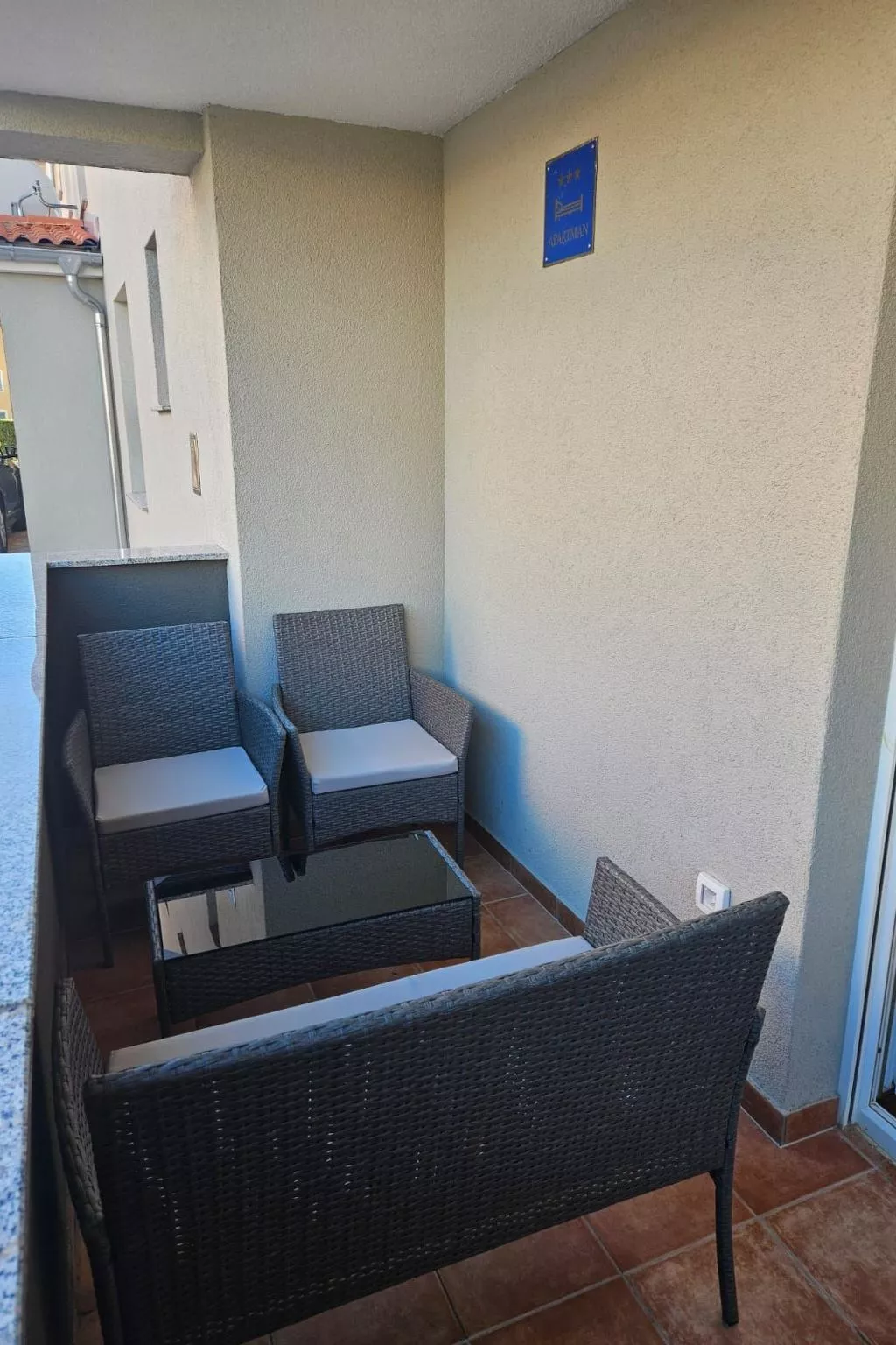 Wohnung "Terracotta" mit Terrasse-Buiten