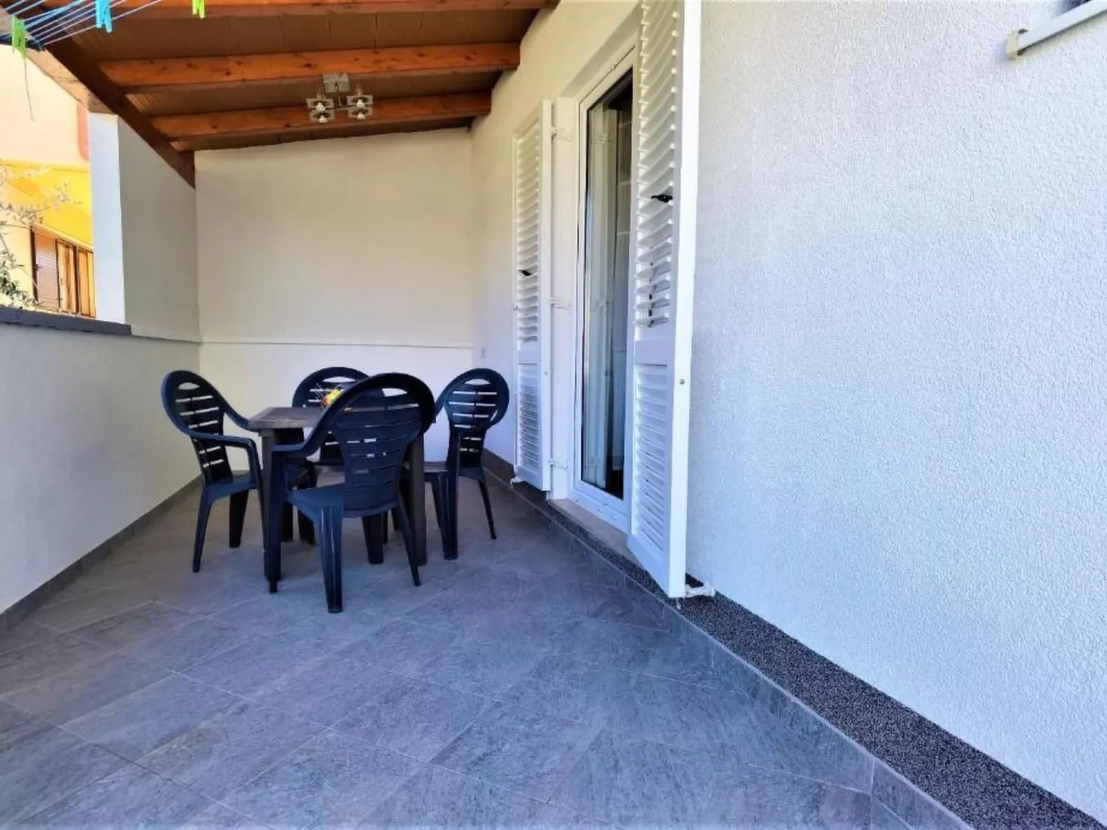 "Little Kiwi" direkt am Strand-Buiten