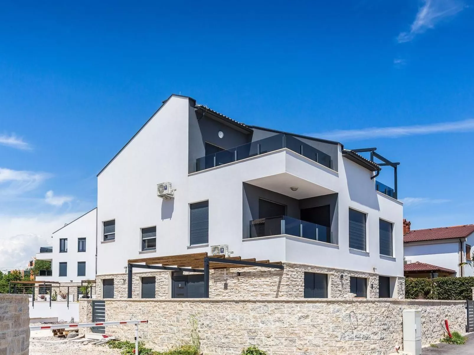 Für 6 Personen ca. 147 m&sup2; in Medulin, Istrien (Medulin und Umgebung)-Buiten