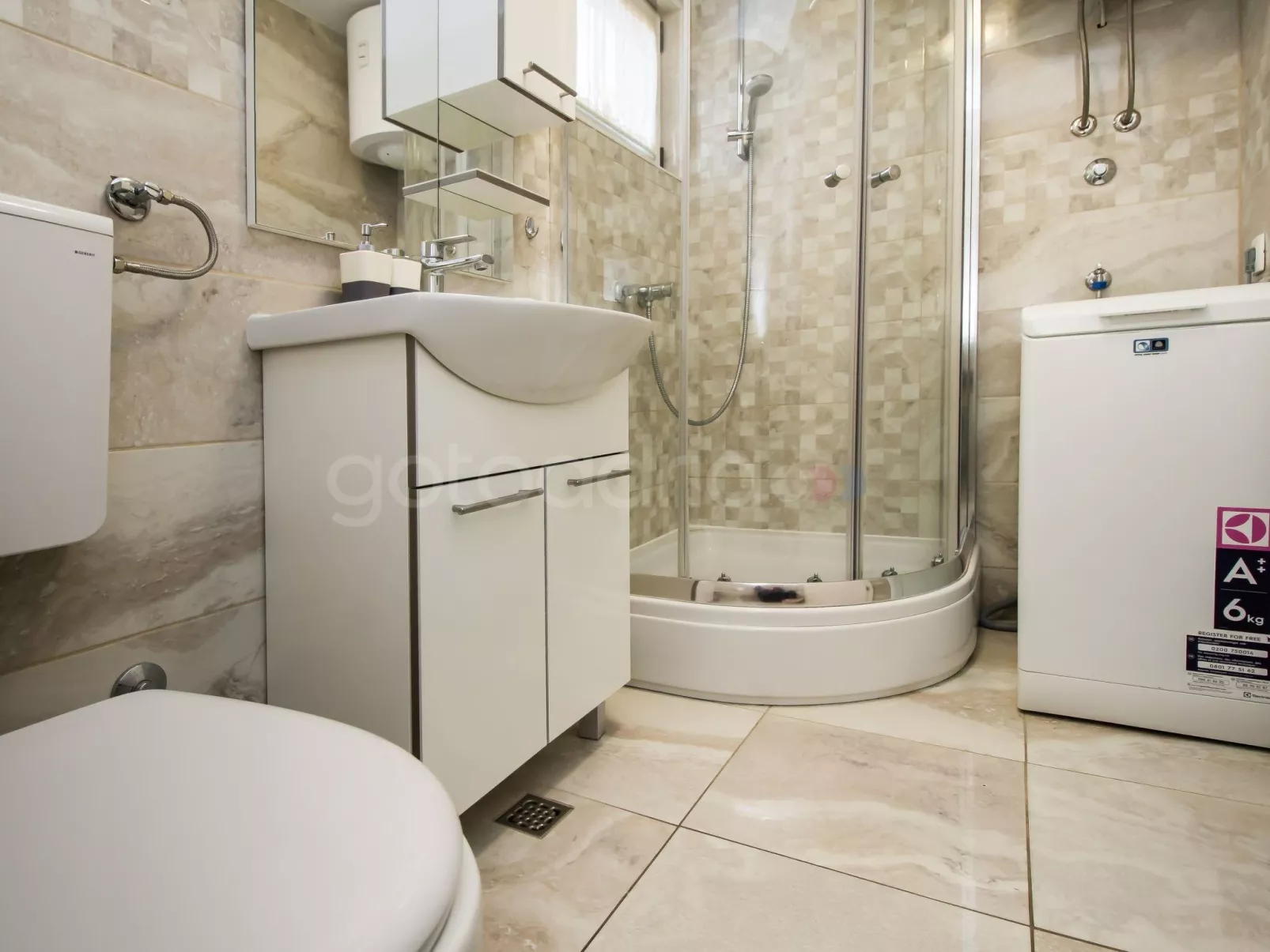 Penthouse Skytub - Binnen