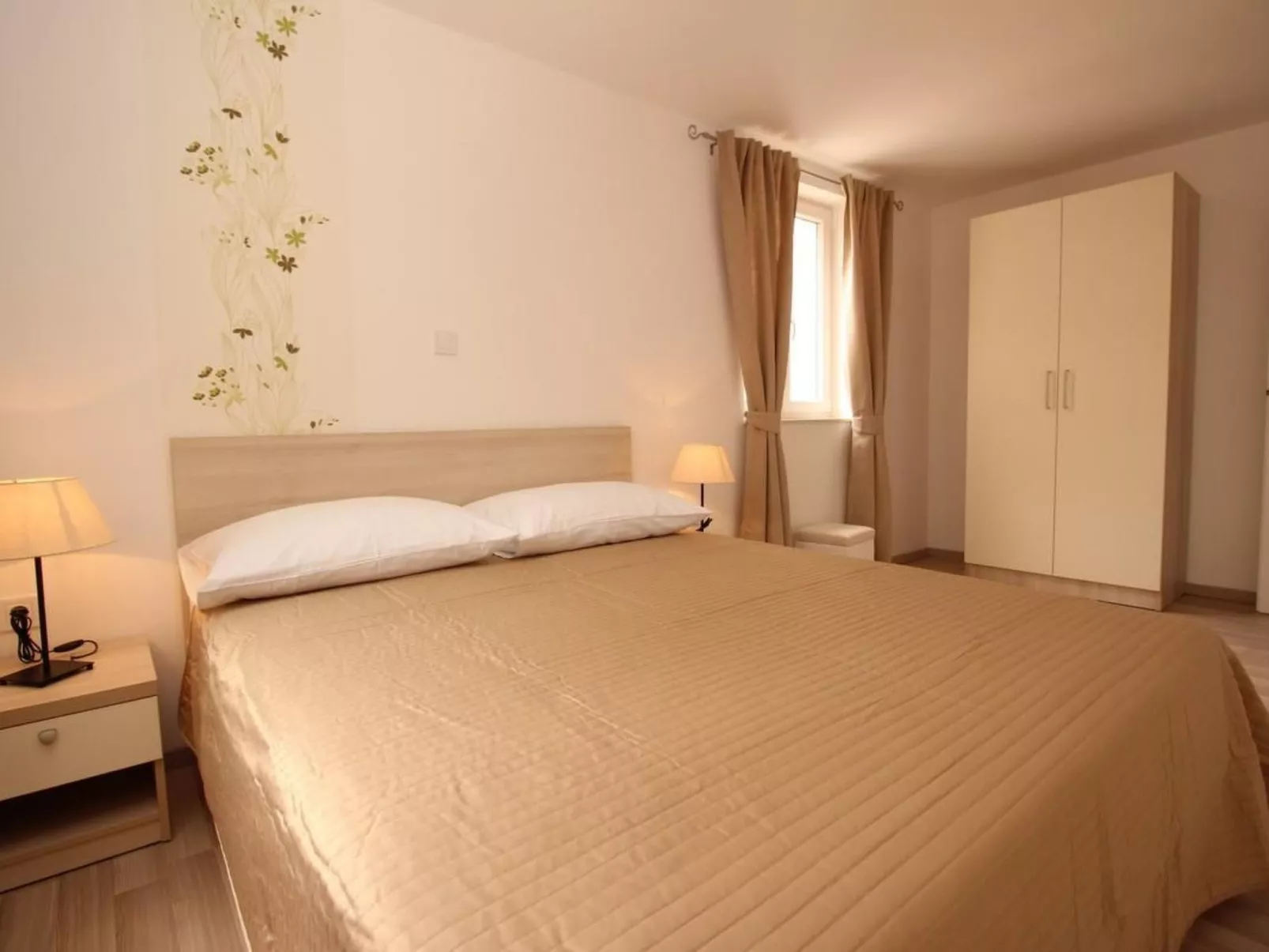 Gorica II A2+2 br.1-Binnen