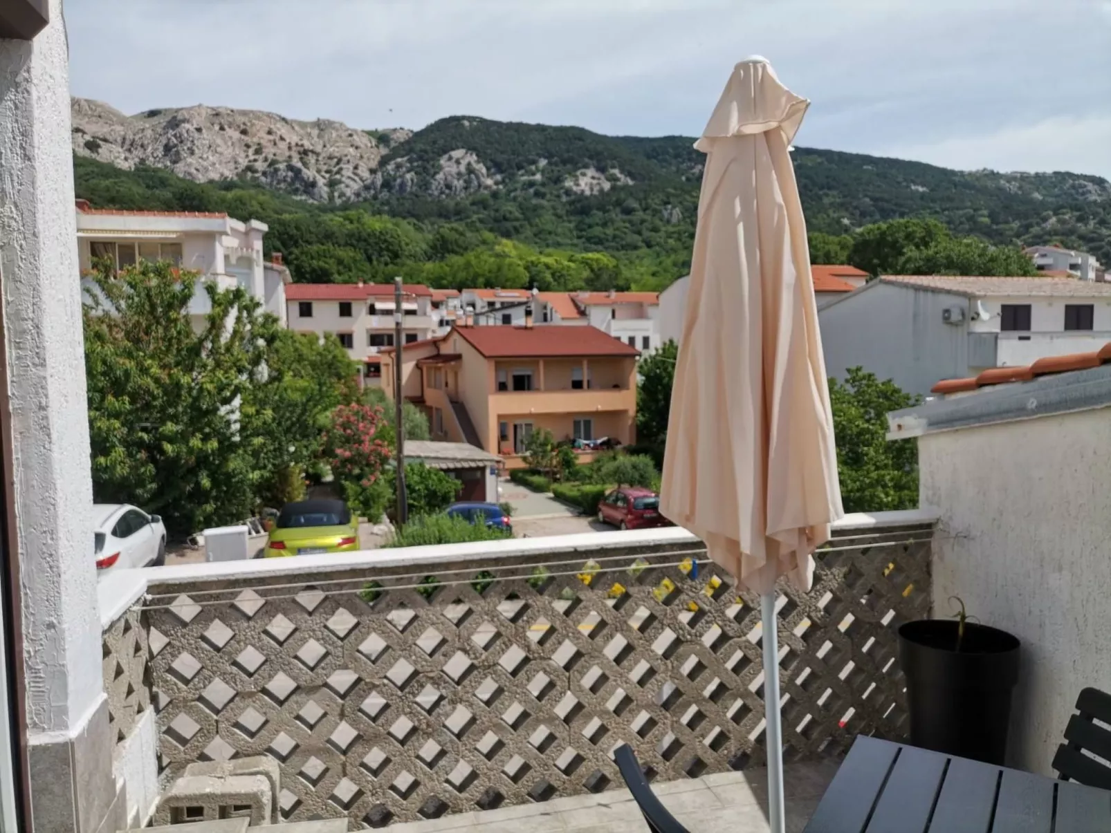In Baška mit Terrasse-Binnen