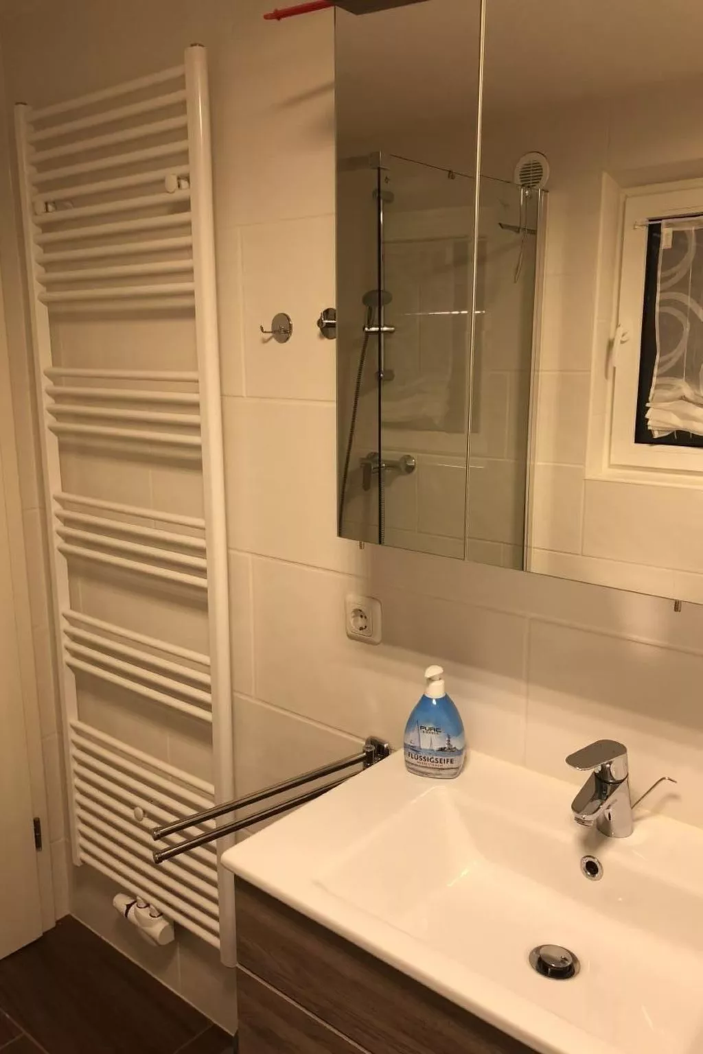 E3 Haus mit Wintergarten, Kamin und Deichblick-Image-tags.info