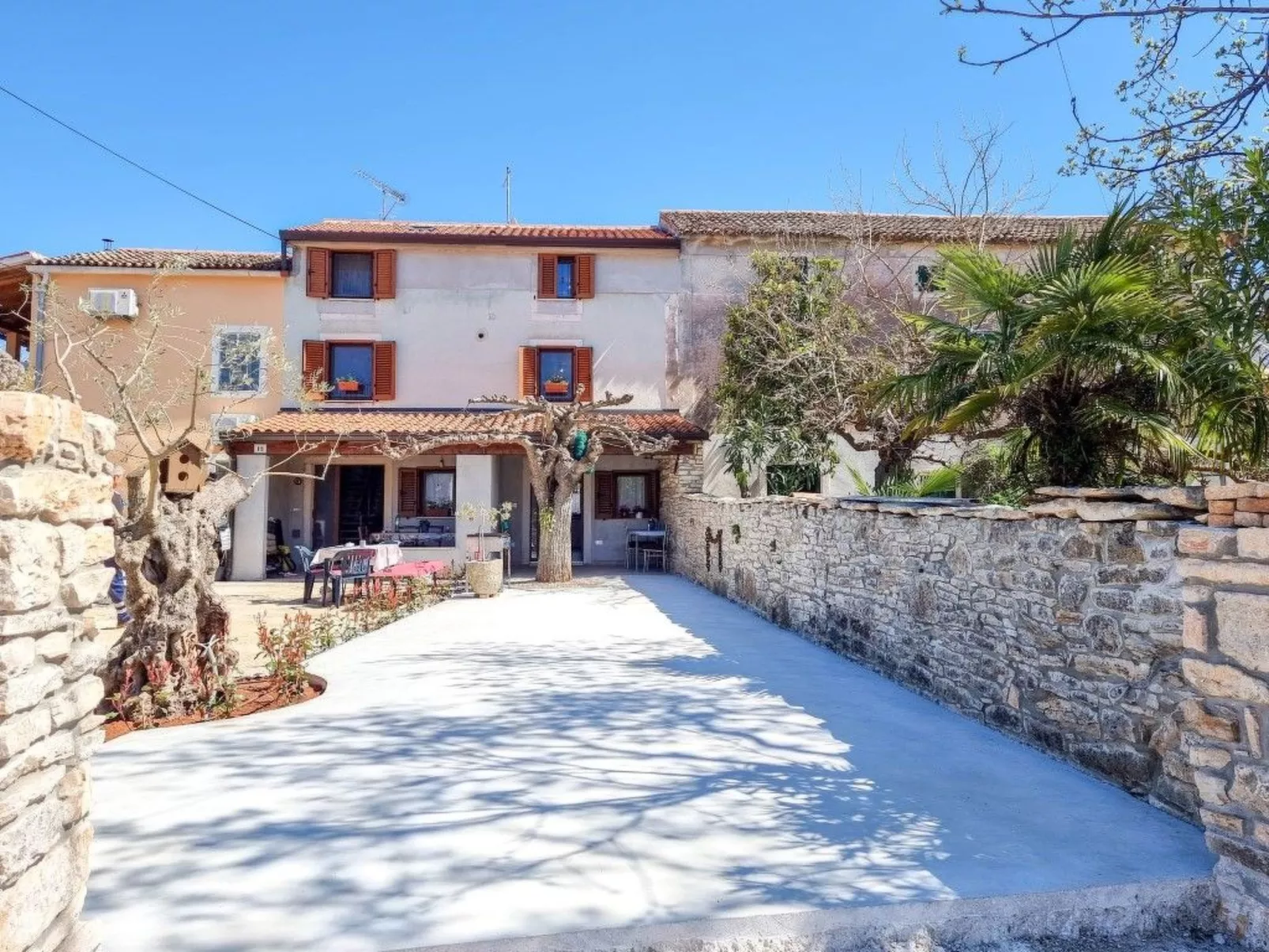 Für 3 Personen ca. 40 m&sup2; in Novigrad, Adriaküste Kroatien (Westküste von I-Buiten