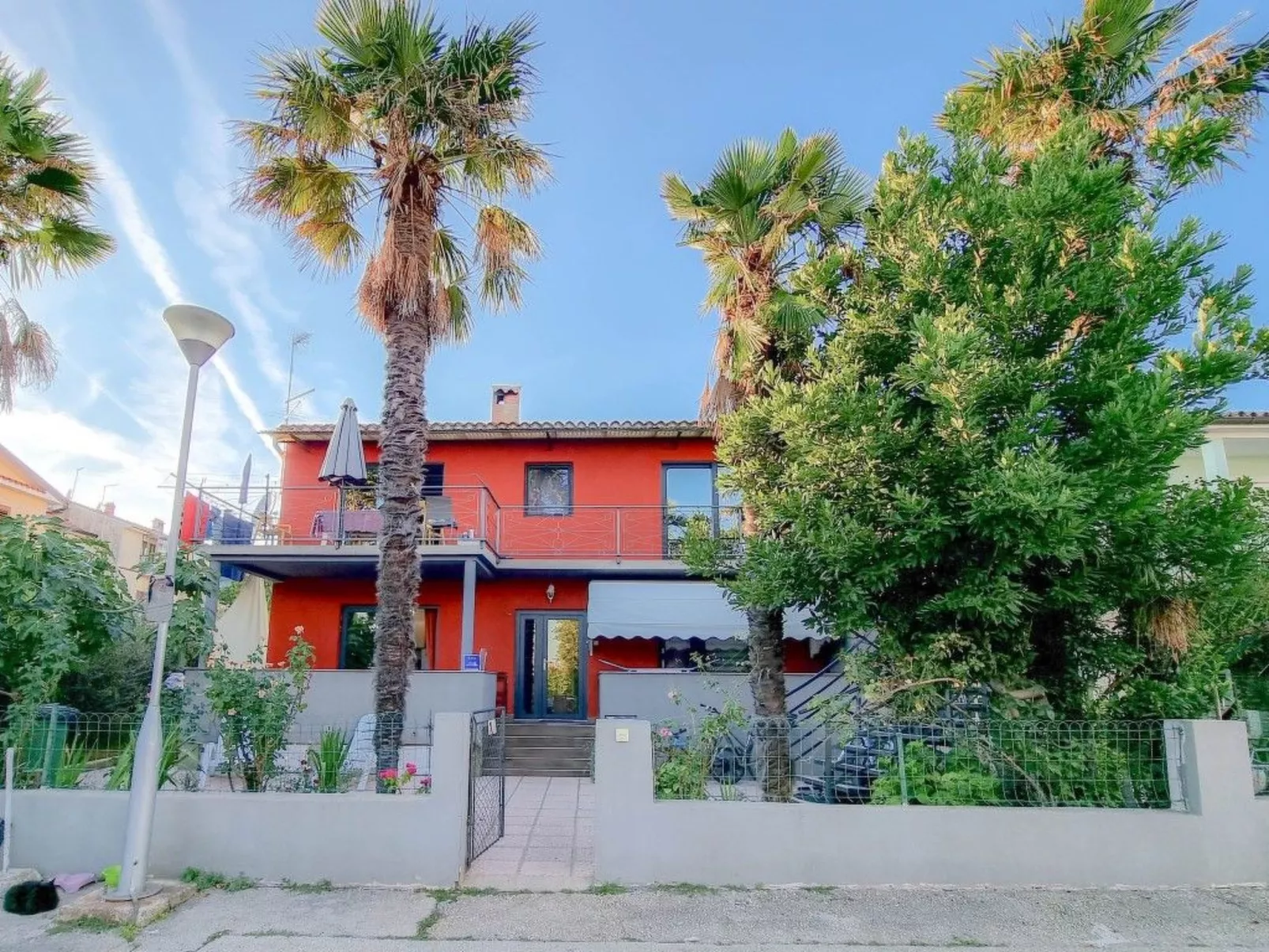 "Enio" direkt am Strand-Buiten
