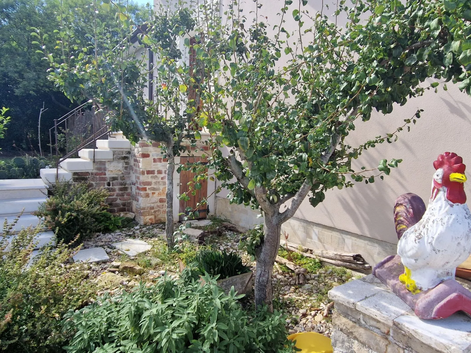 Freistehende Villa mit Garten und privatem Pool-Buiten