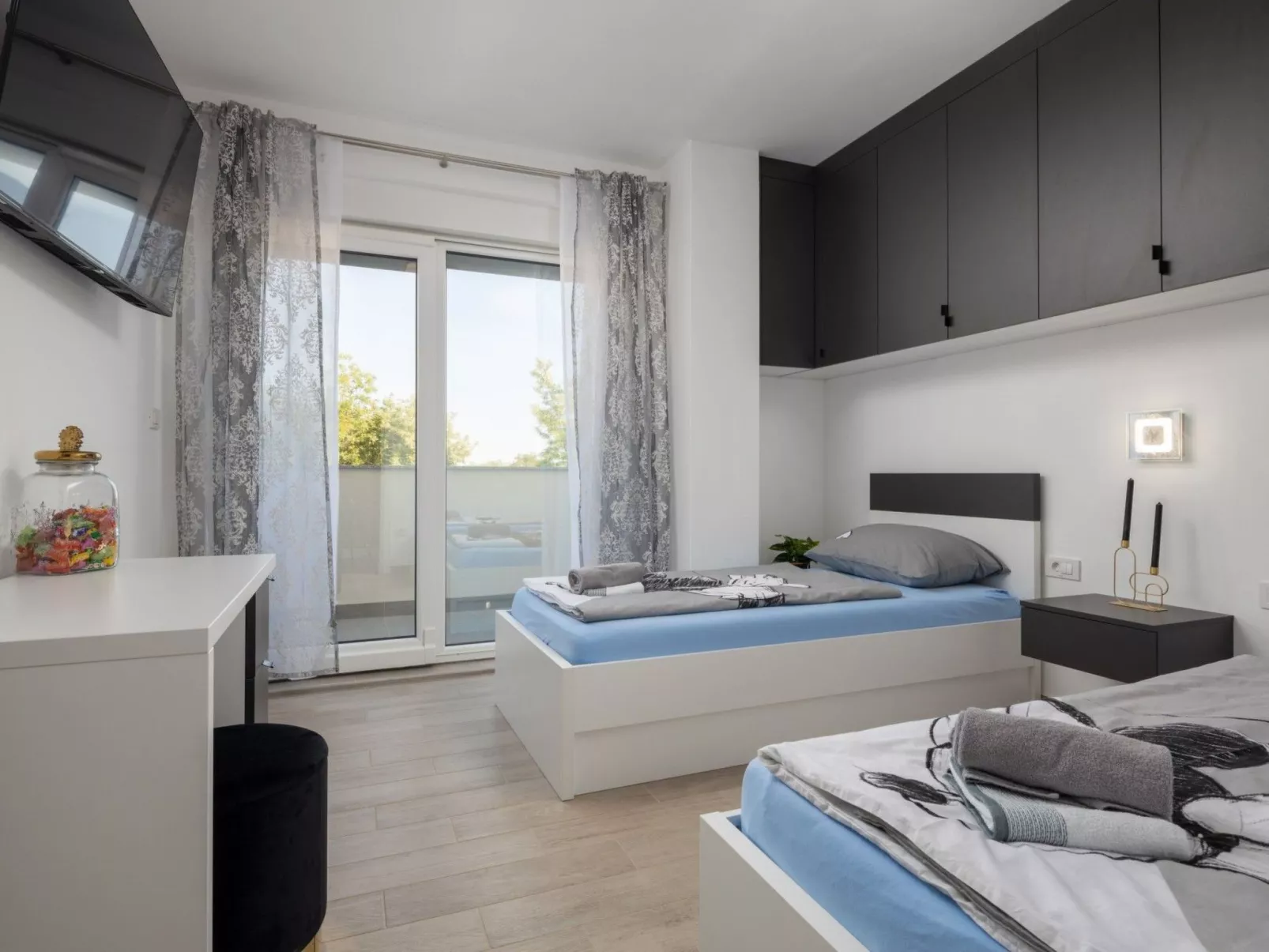 Villa Bura mit Pool und tollem Ausblick-Binnen