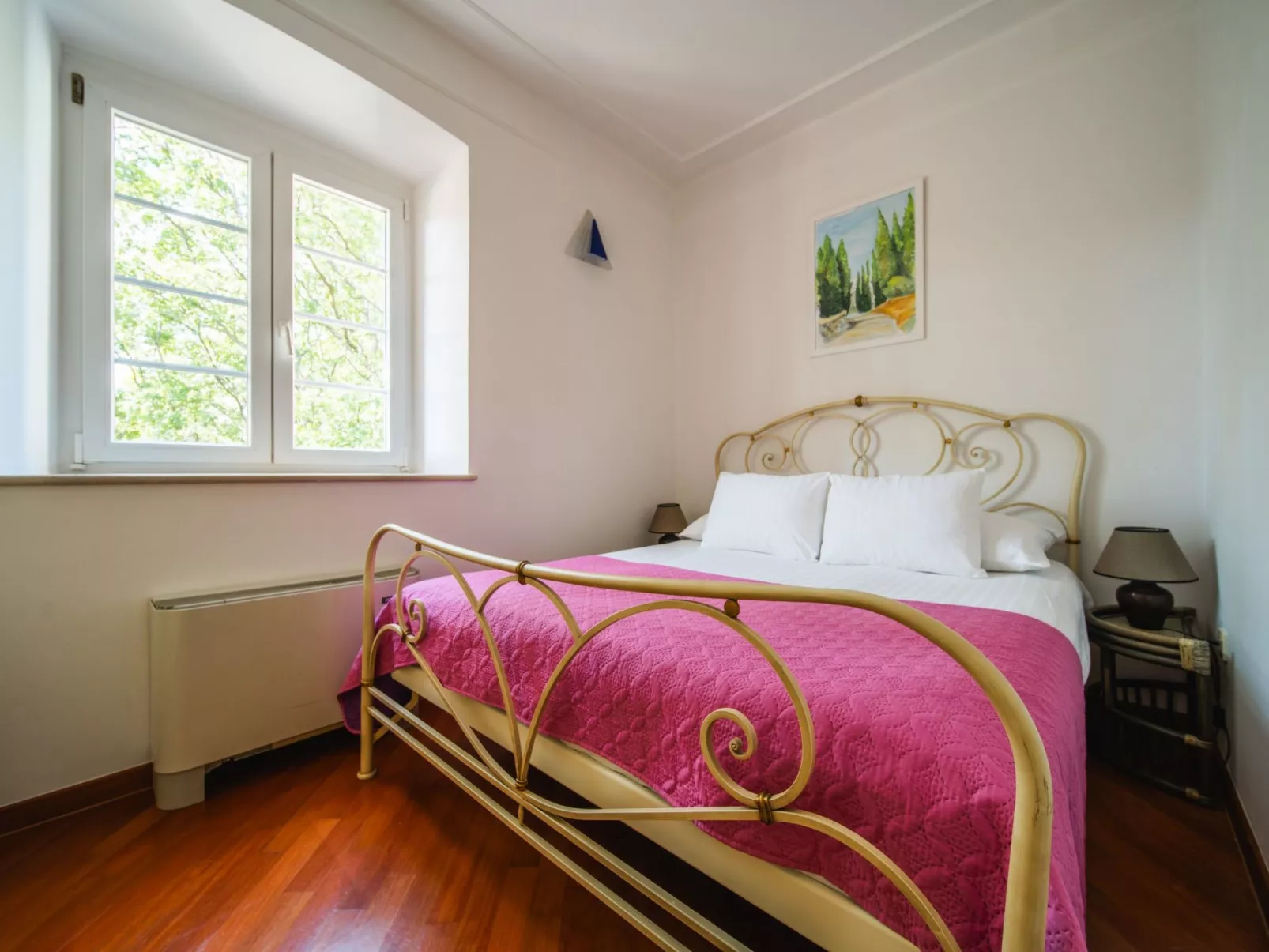 Traditionelles Steinhaus mit privatem beheiztem Pool-Image-tags.info