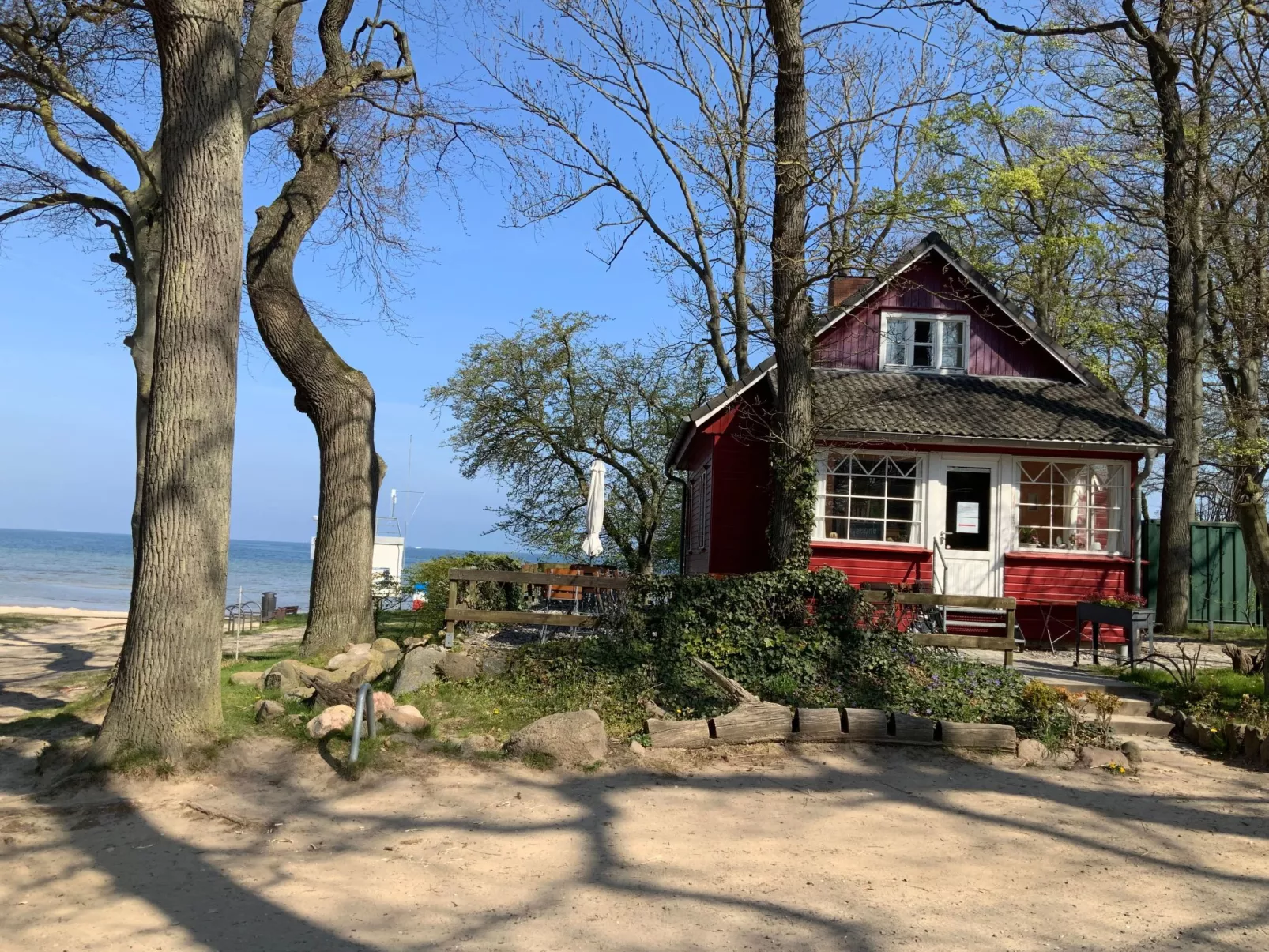 In Hoben mit Grill und Terrasse-Buiten