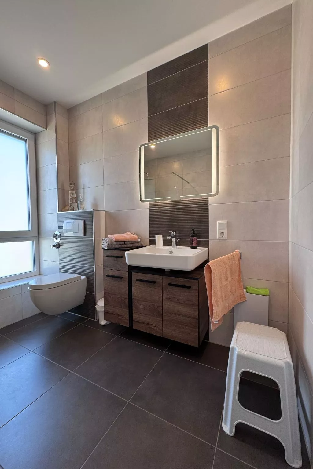 Dariana Schwalbach-Image-tags.info