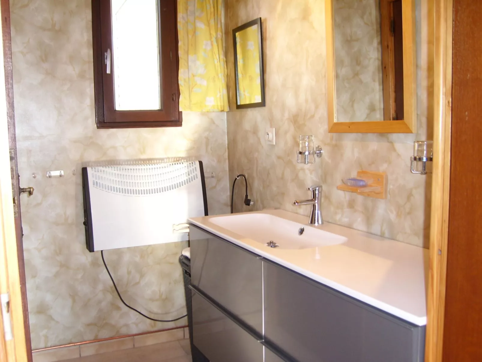 "Chalet Forzée" mit Terrasse-Binnen