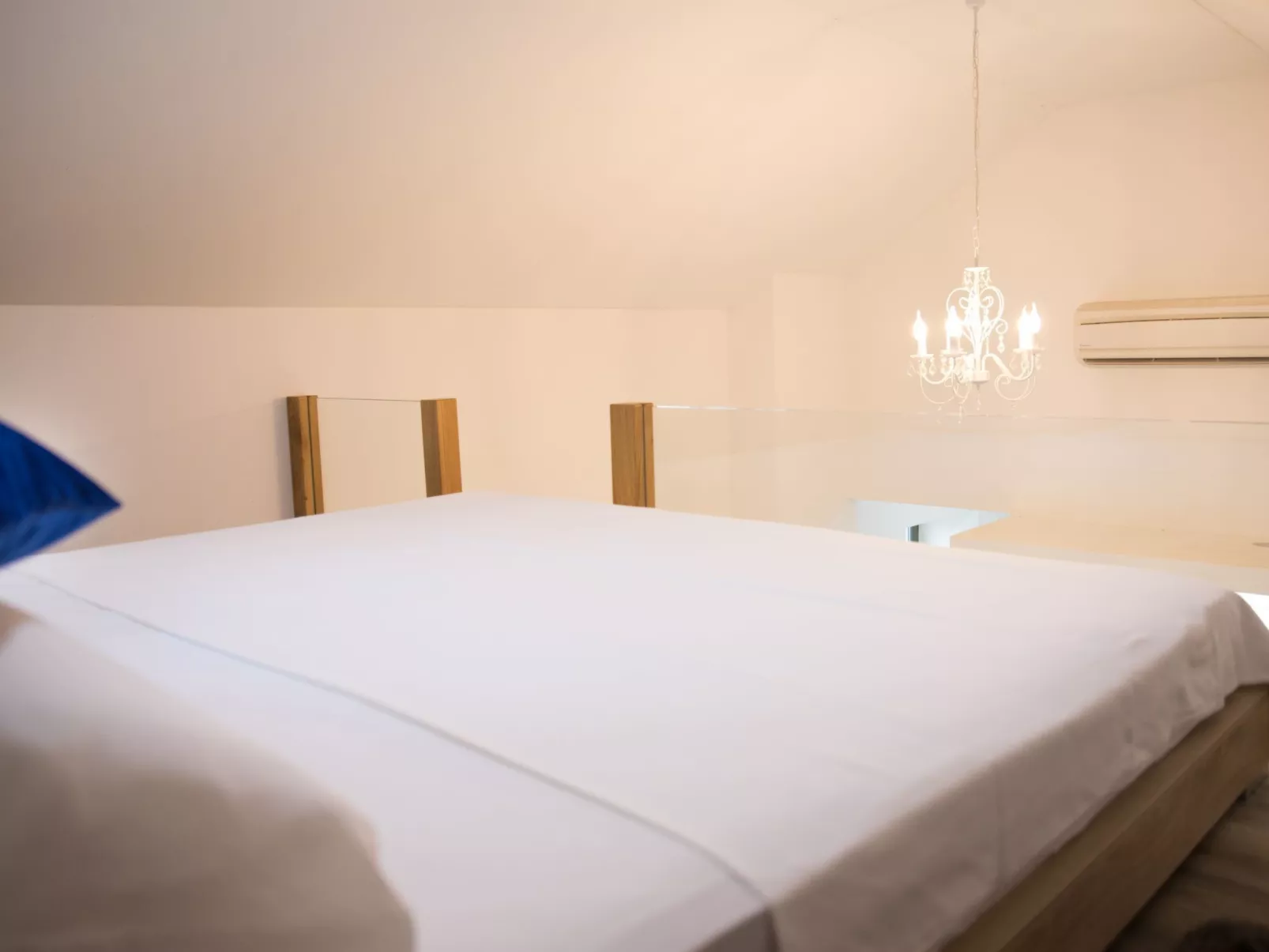 Stipanovi Dvori mit Bergblick-Image-tags.info