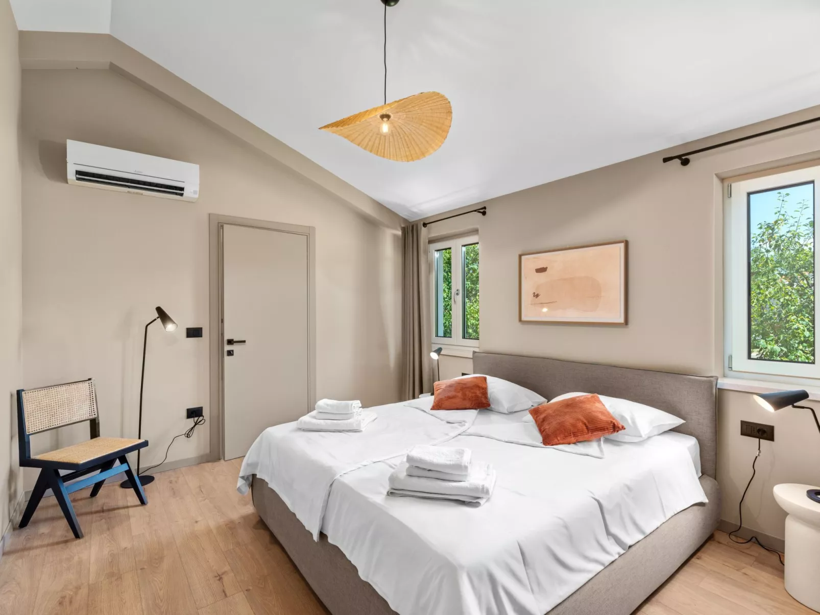 Villa Sentiero-Binnen