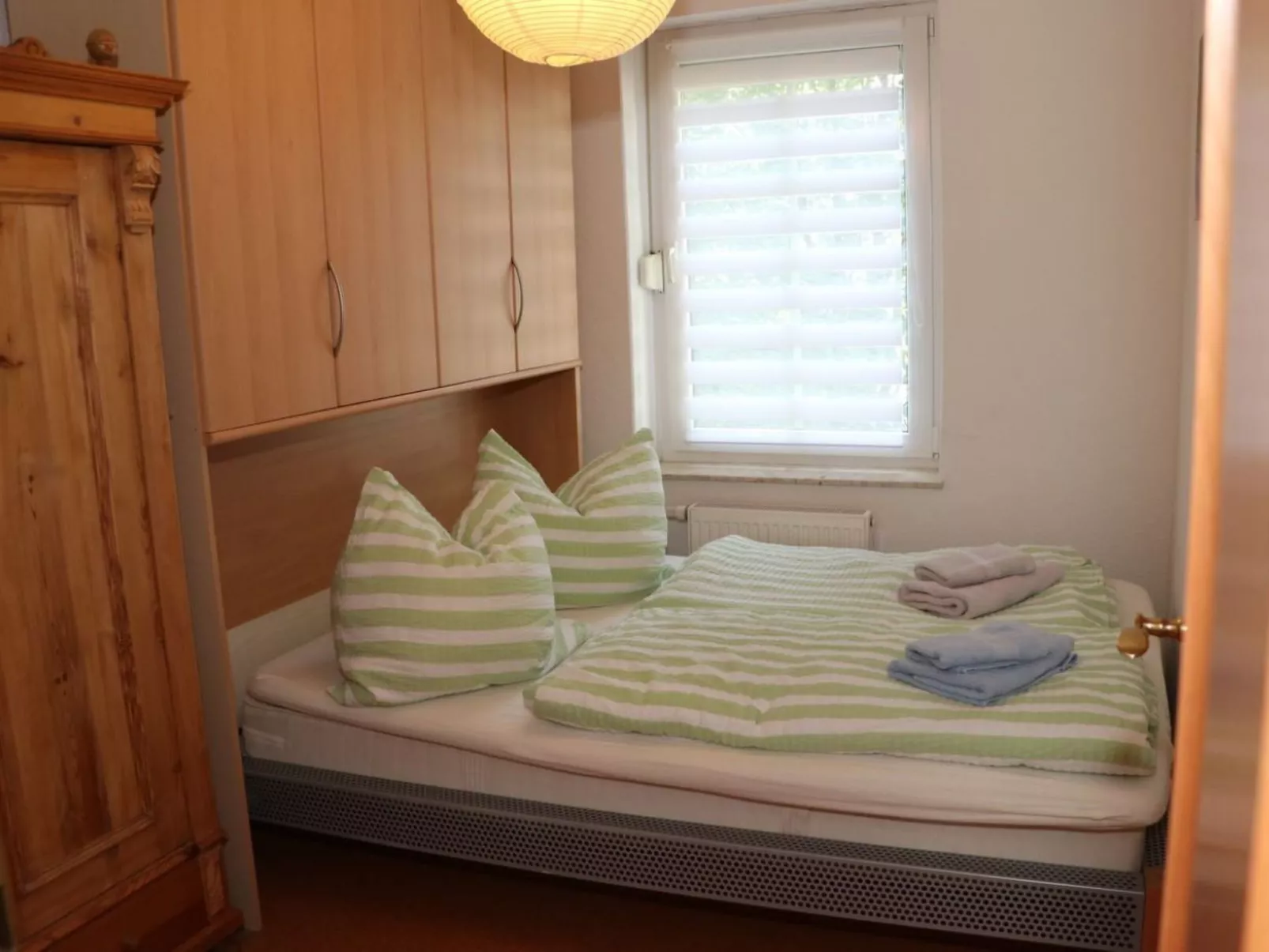 2- Raum Ferienwohnung mit Parkplatz-Binnen