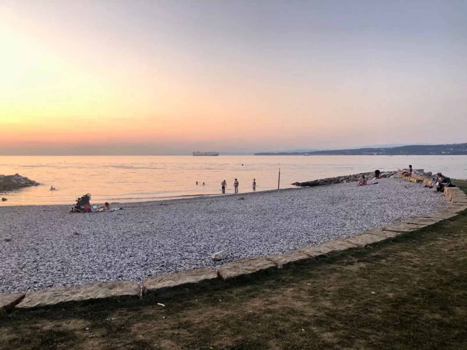 Unterkunf ideal für Stadtbesichtigung  und  Restaurantbesuche  nach dem baden i-Buiten