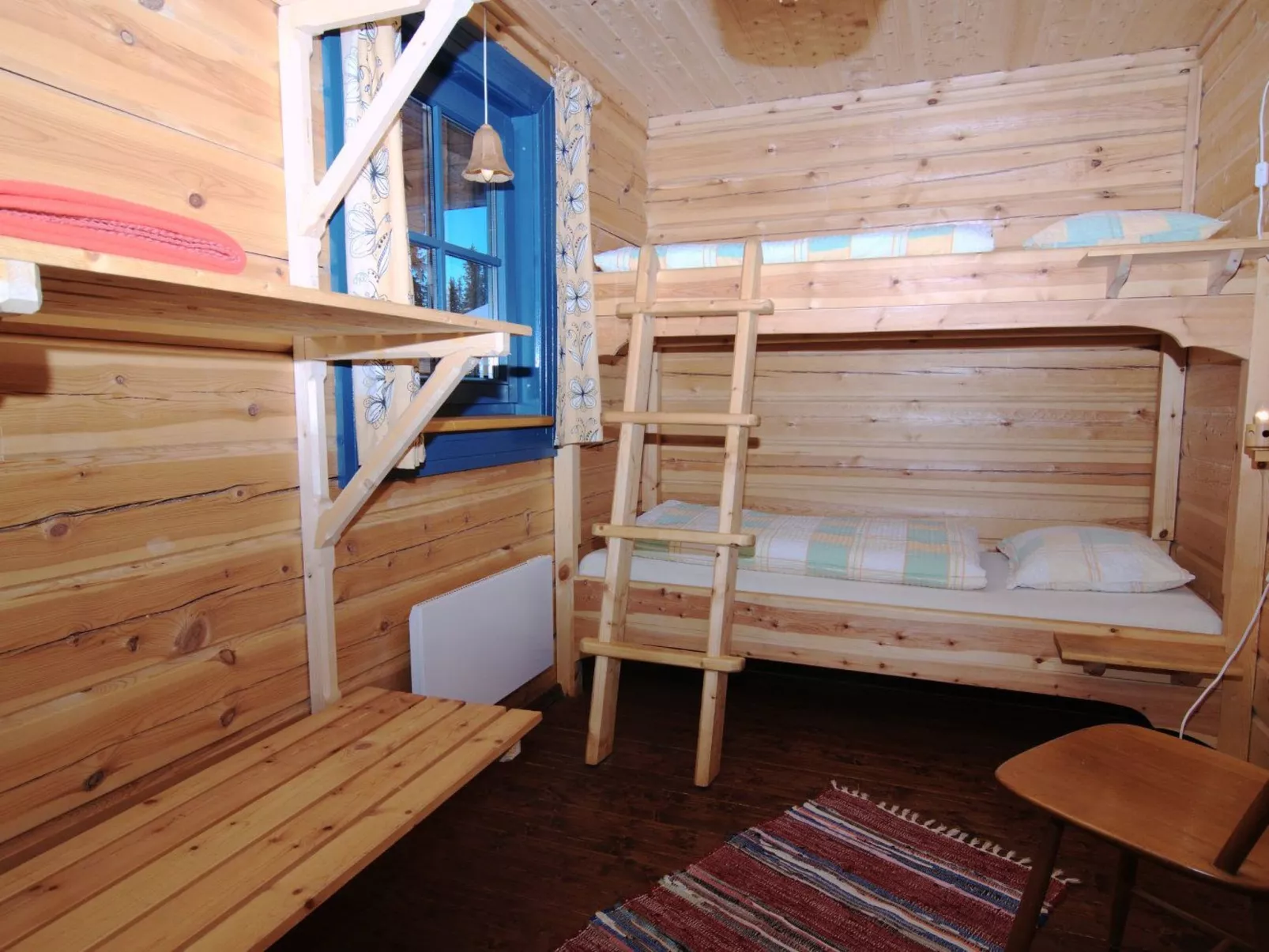 Charmantes modernes Blockhaus mit Kamin-Binnen