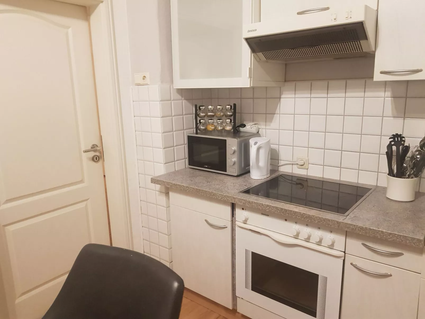 Private Ferienwohnung in Nordenham, großer Balkon-Binnen