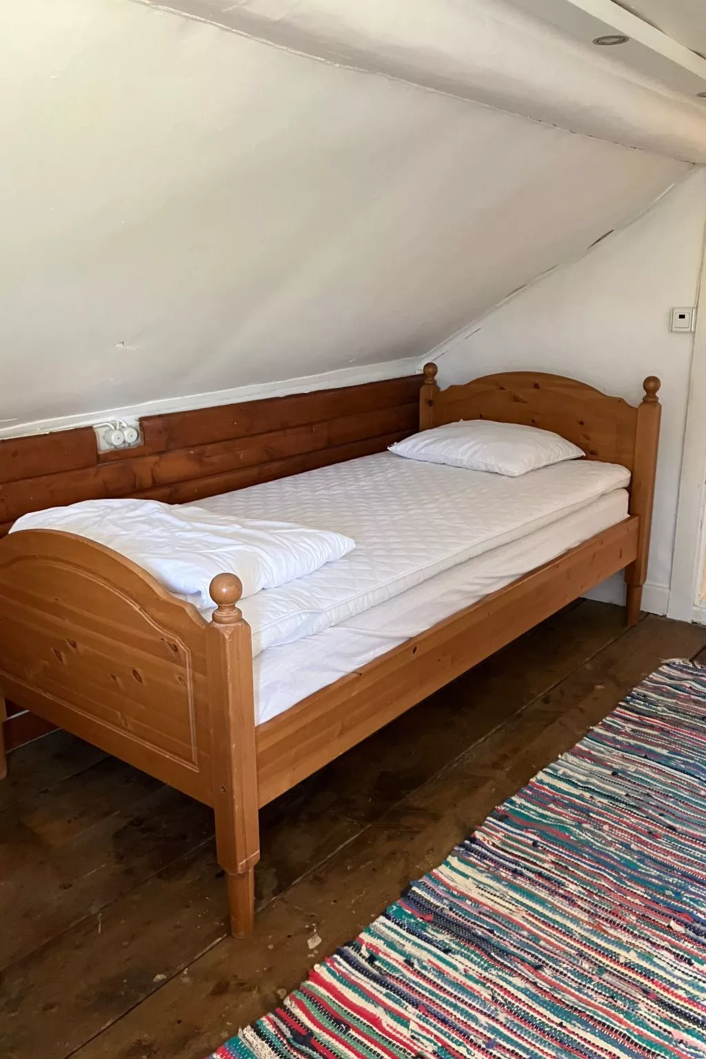 Charmantes Holzhaus mit eigenem Ruderboot-Binnen