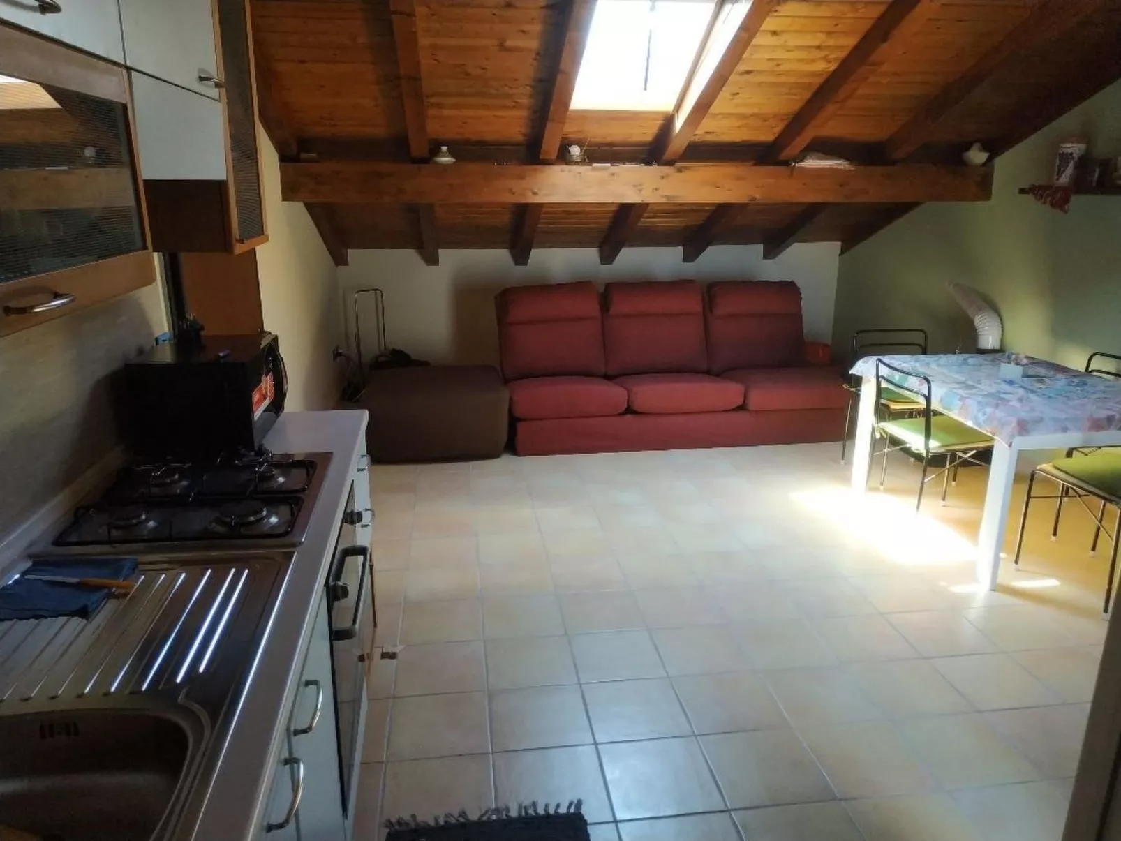 Mansardische Kommode-Binnen