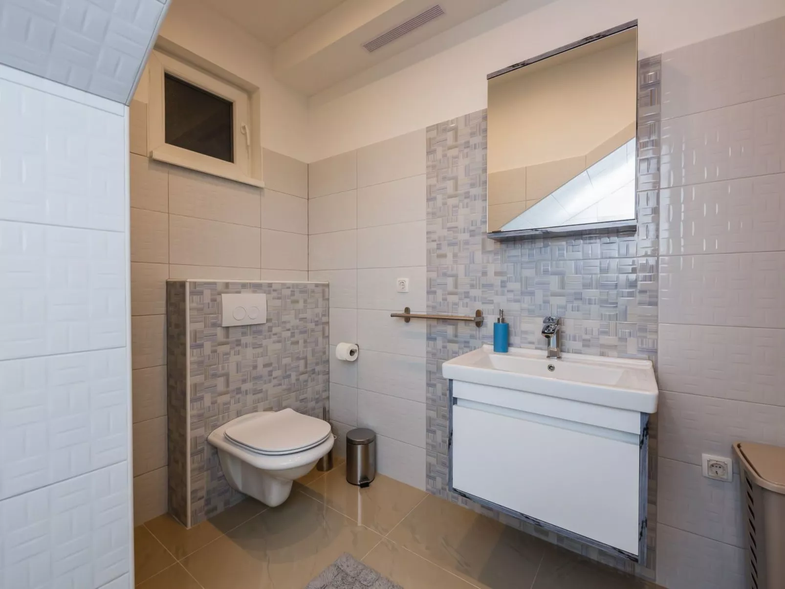 Villa Toni für 12 Personen in Kastel Stari-Binnen