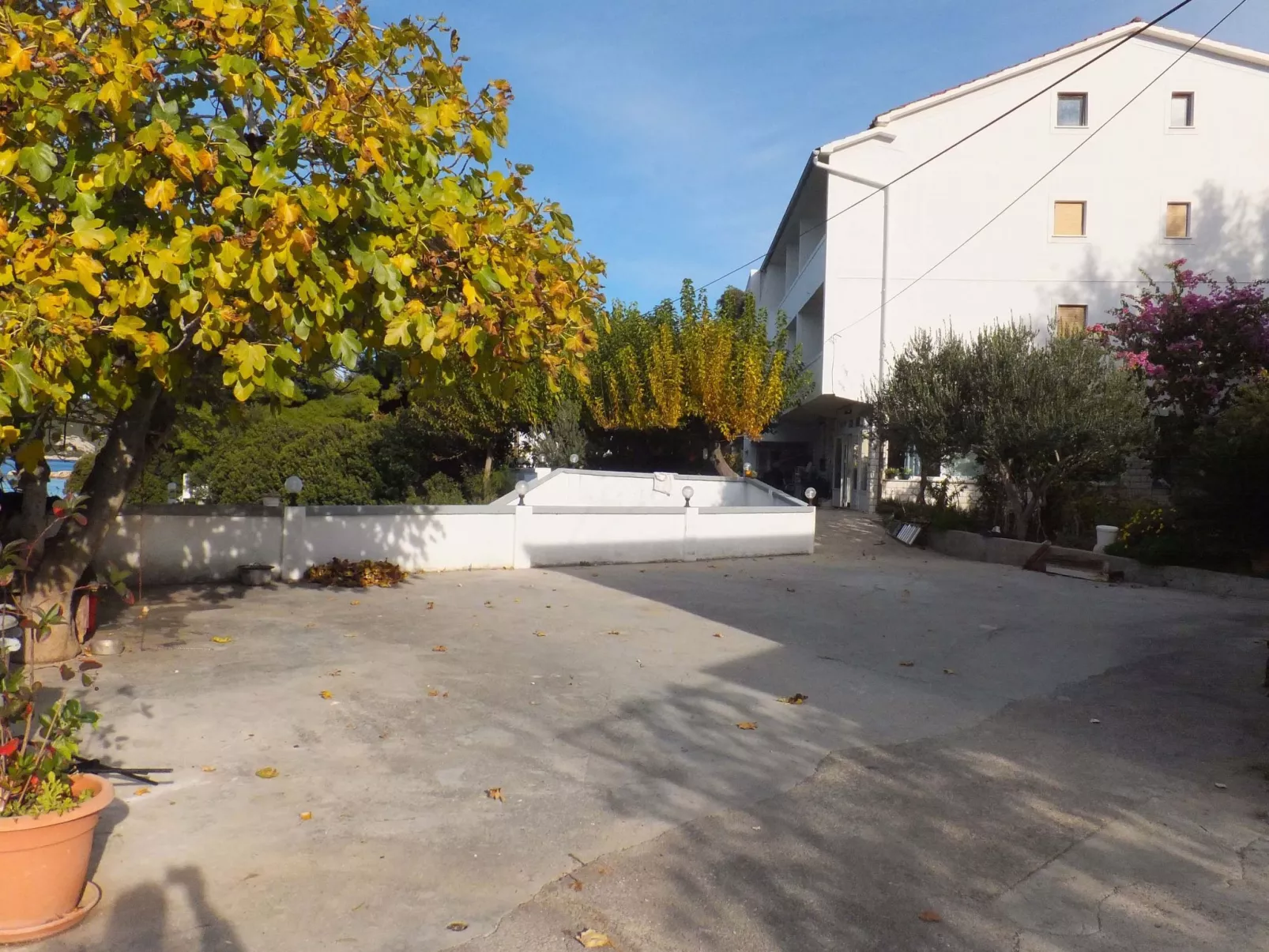 Appartement 6 - mit einer großen Terrasse-Buiten