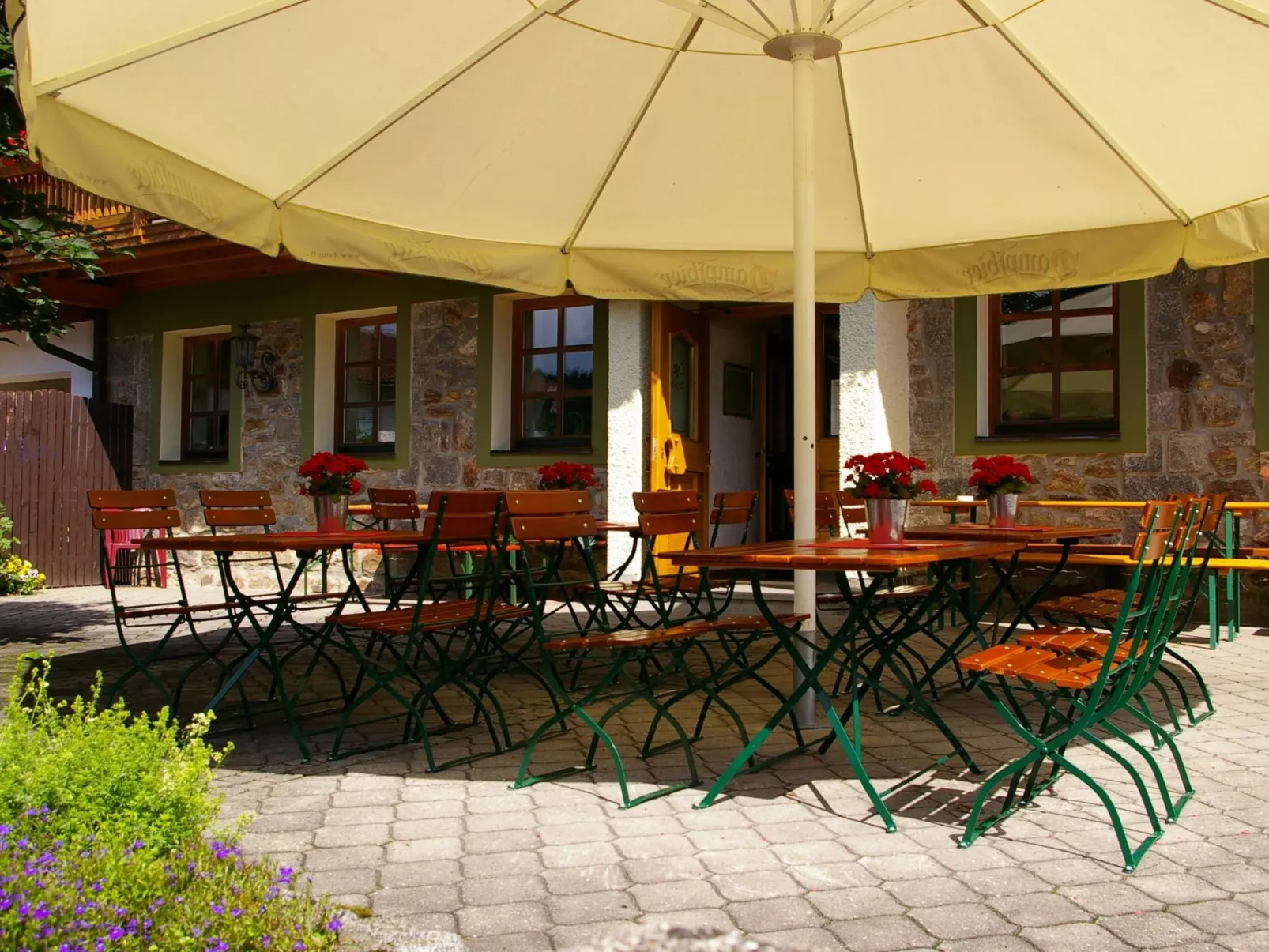 Zur Alten Schmiede-Buiten