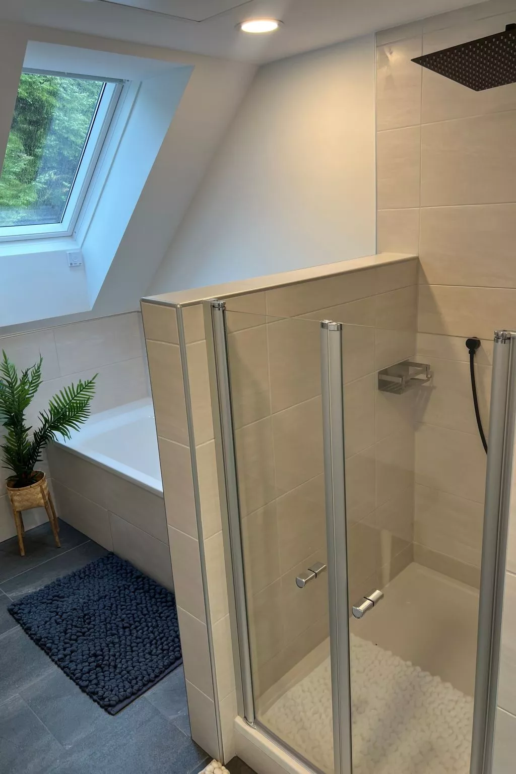 Waldheimatblick-Binnen