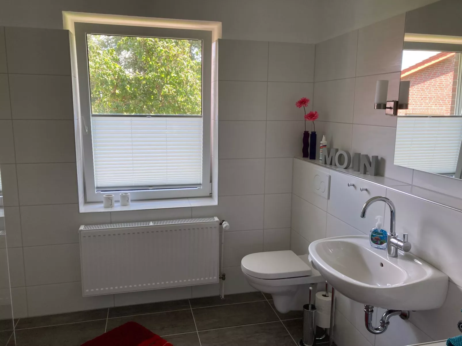 Mit kleinem Garten und Grill-Image-tags.info