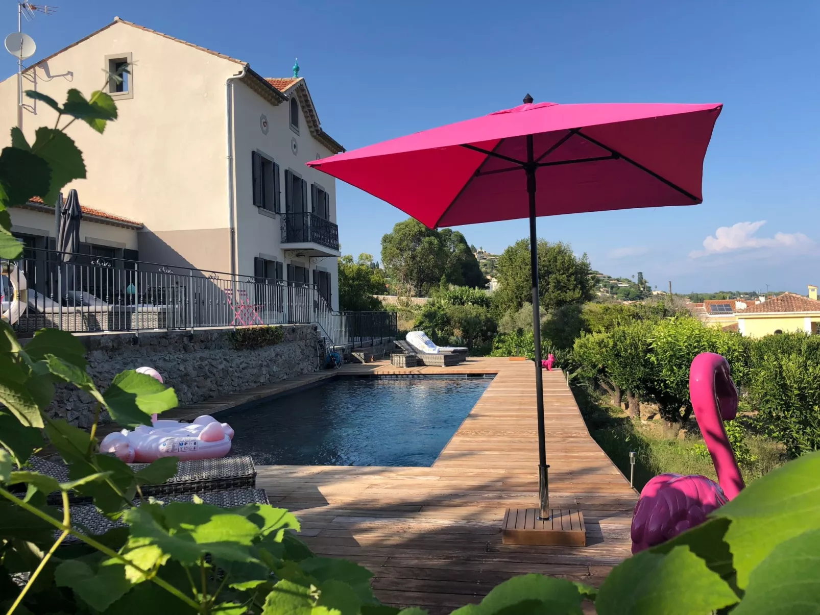 Ferienvilla mit Blick auf das Wasser-Buiten