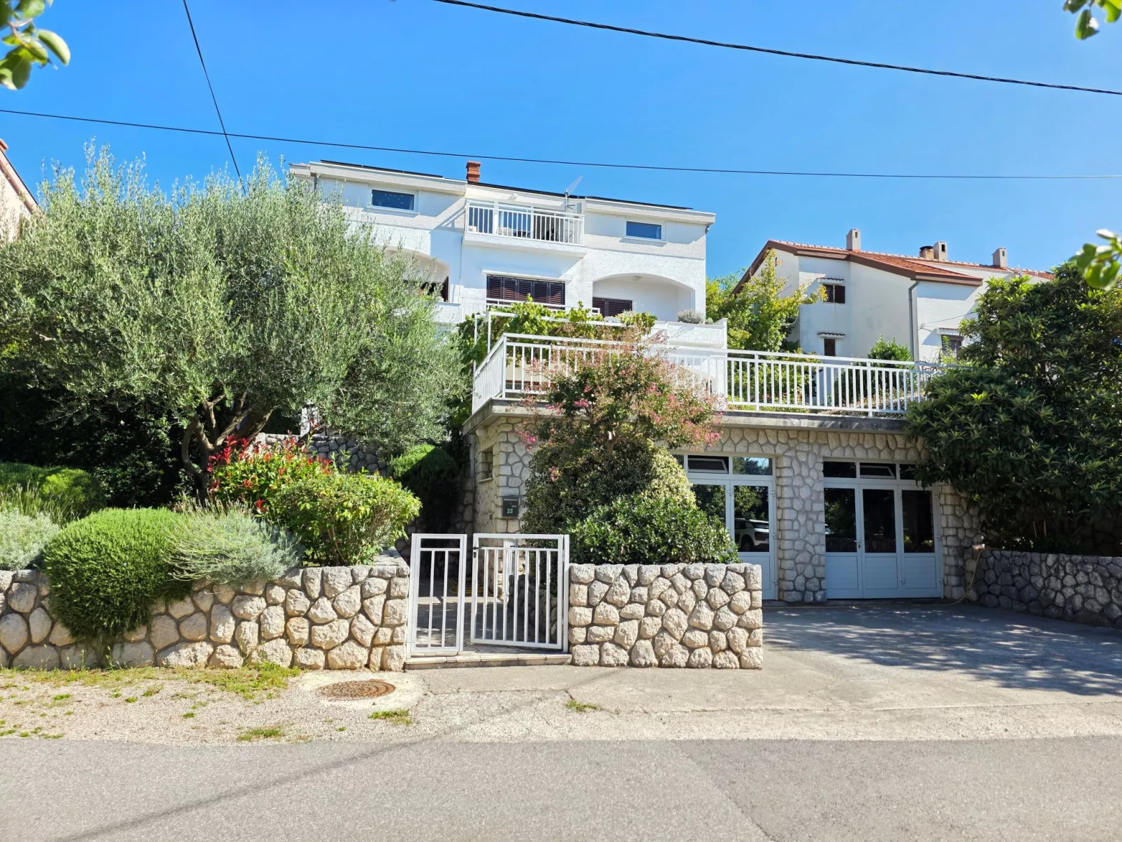 Wohnung für 4-5 Personen mit Terrasse-Buiten