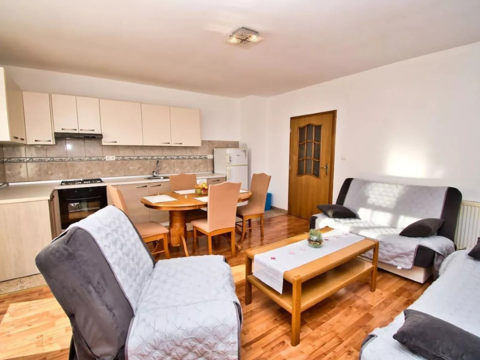 Villa mit herrlichem Meerblick-Binnen