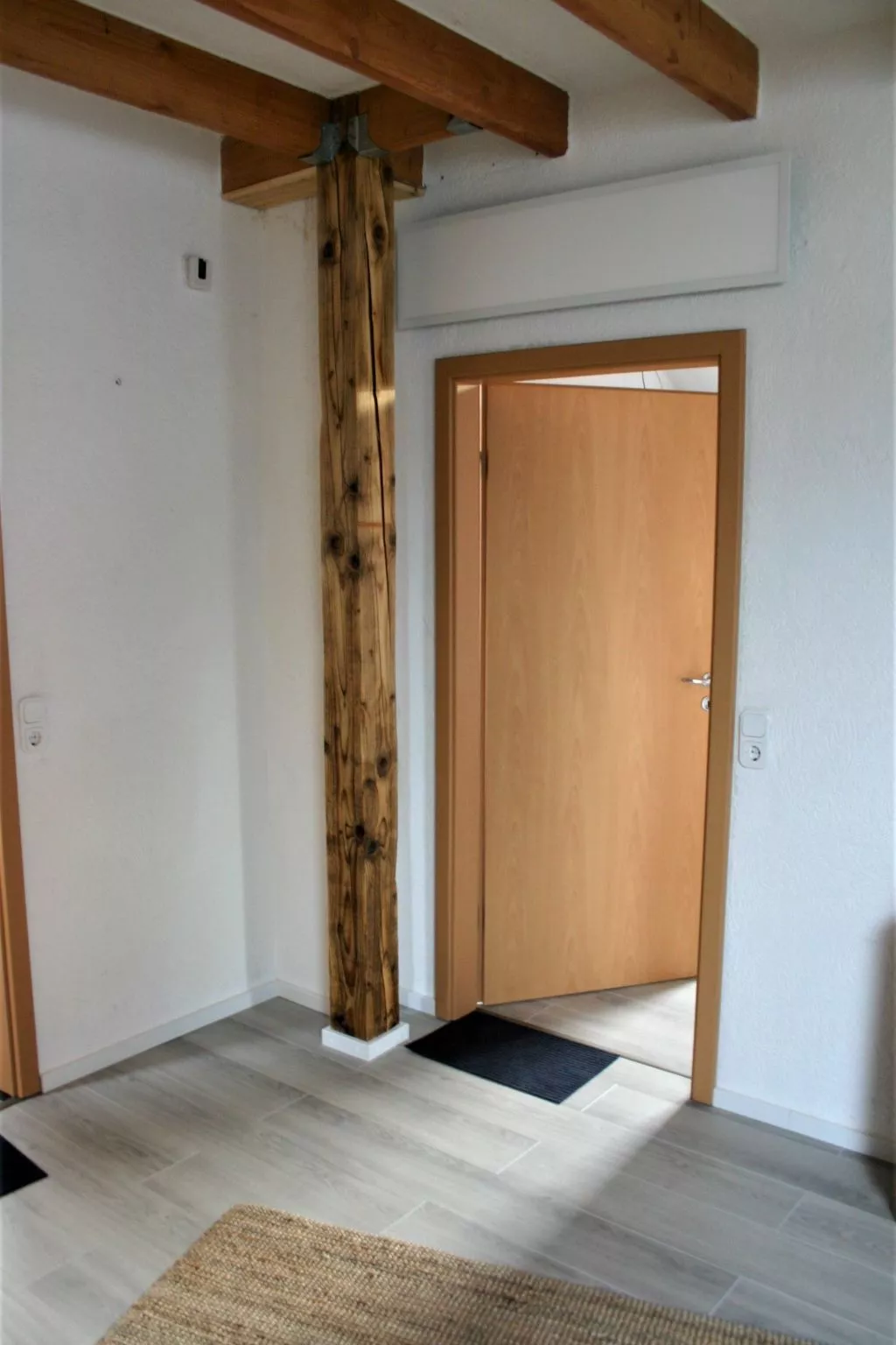 Helle Ferienwohnung in Mehren mit Eigenem Garten-Binnen