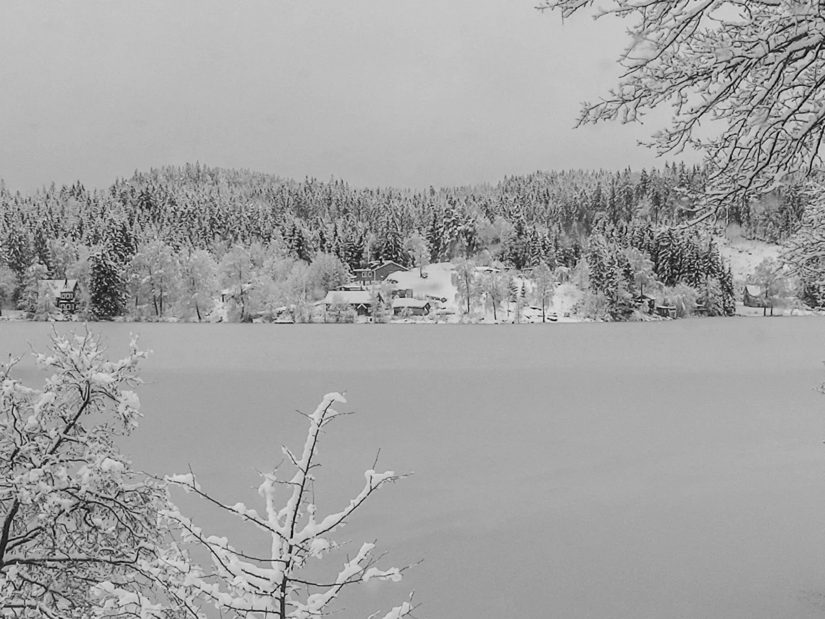 Schwedisches Glück, zwischen Wäldern und einem See-Buiten
