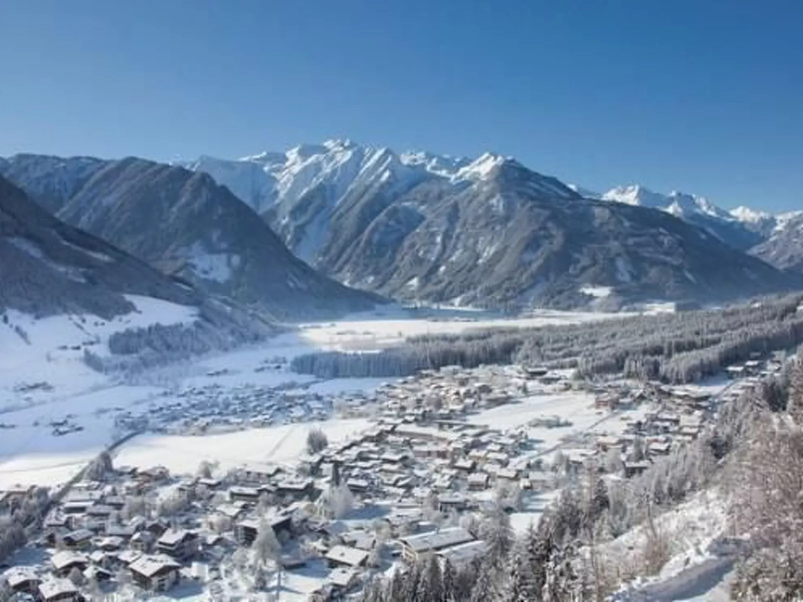 Bio-Haus # 401 - Buiten