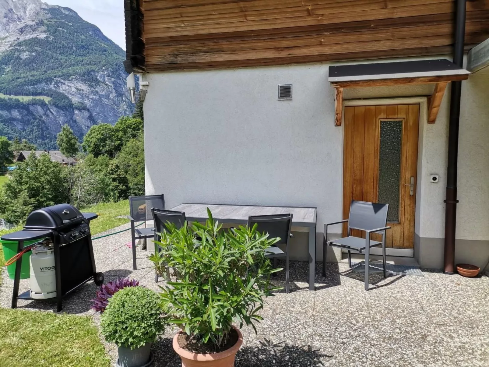 Gemütliche FeWo-Buiten